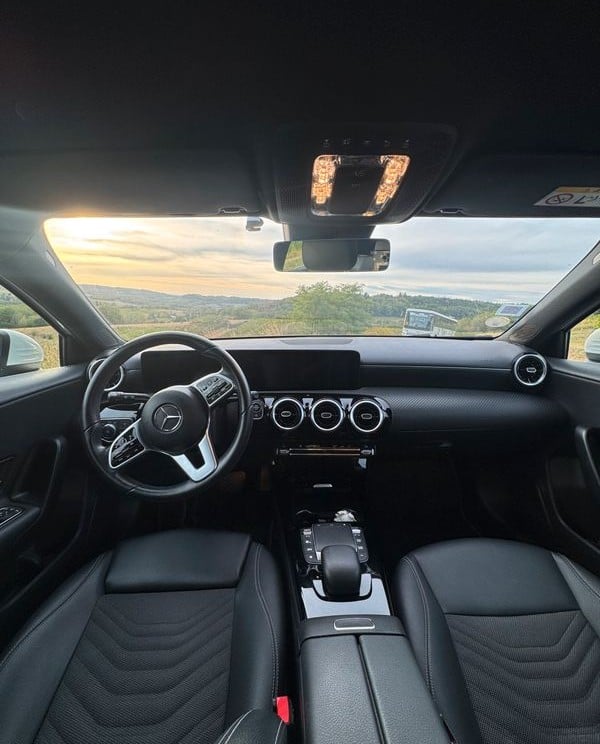 Mercedes-Benz CLA 180 with GPS