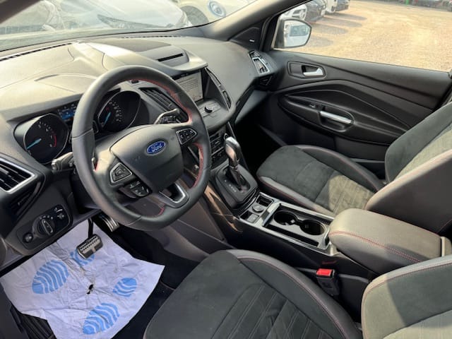 Ford Kuga avec Régulateur de vitesse
