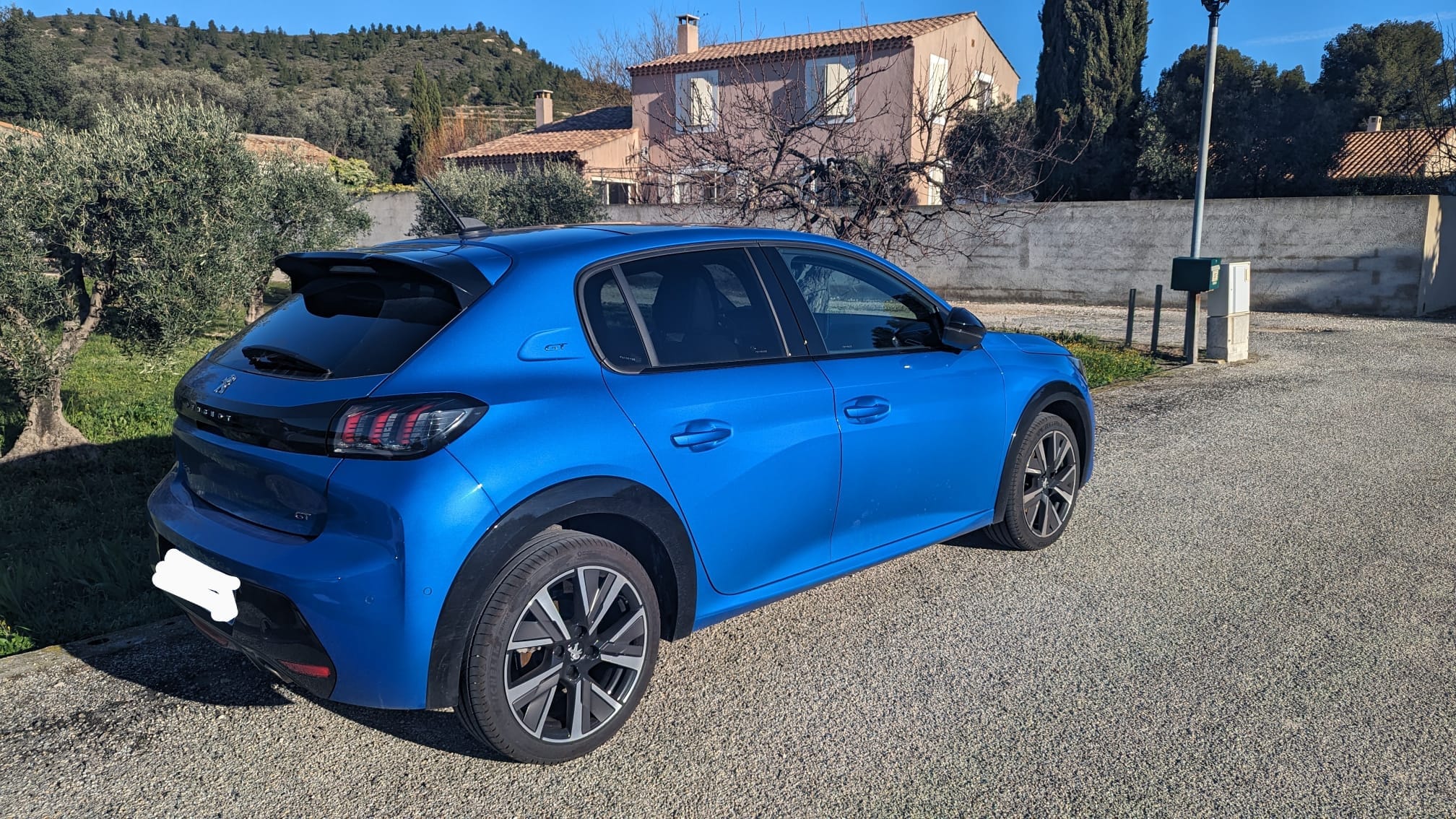 Peugeot 208 GT II 1.2 PureTech 100ch S&S EAT8 avec Régulateur de vitesse