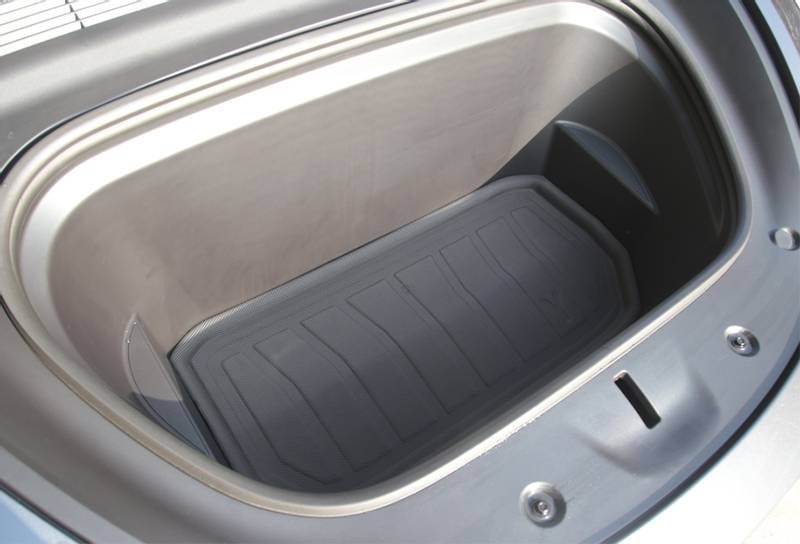 Tesla Model Y med Babysete