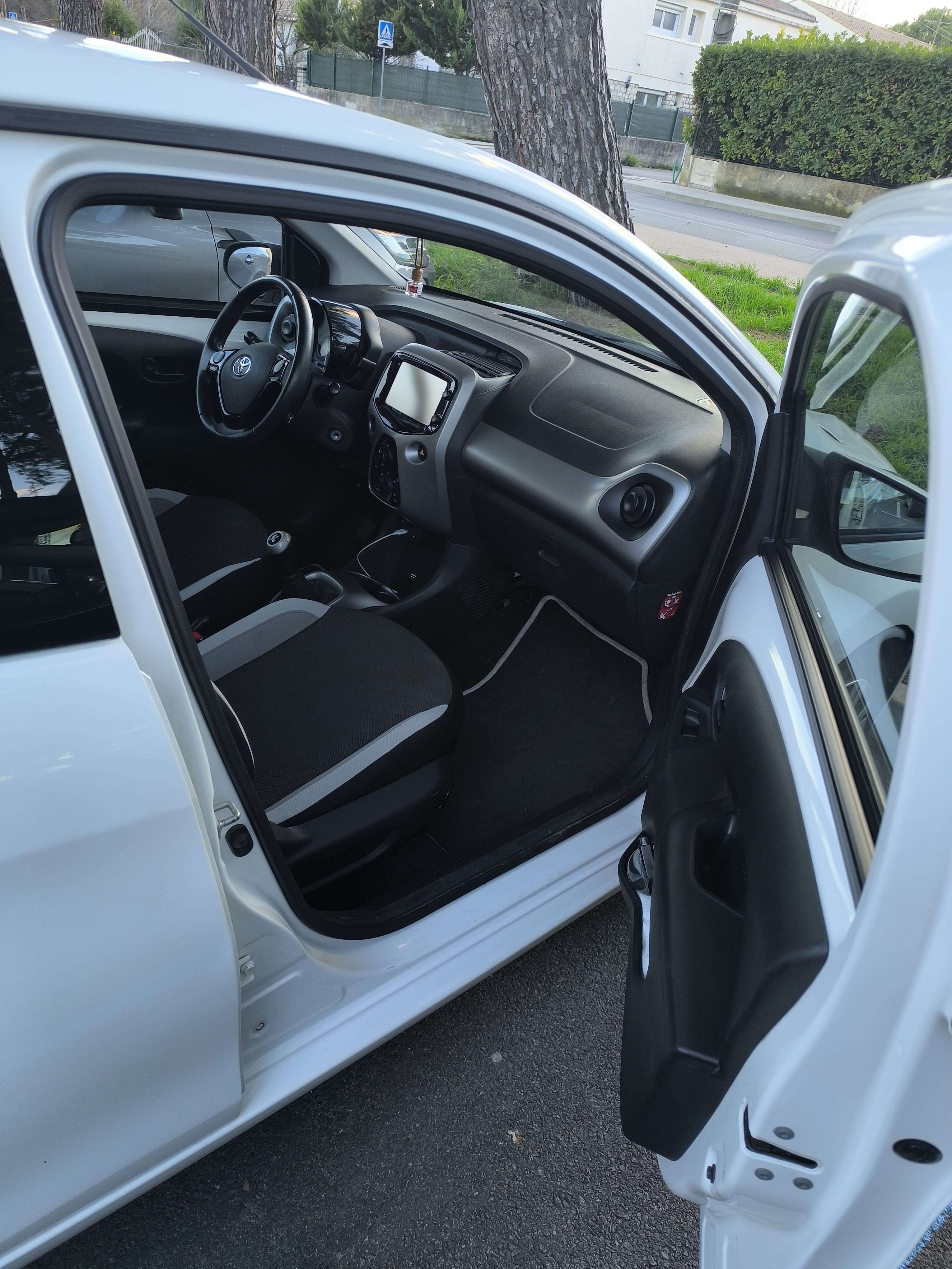 Toyota Aygo II 1.0 (69cv) avec Entrée audio / iPod