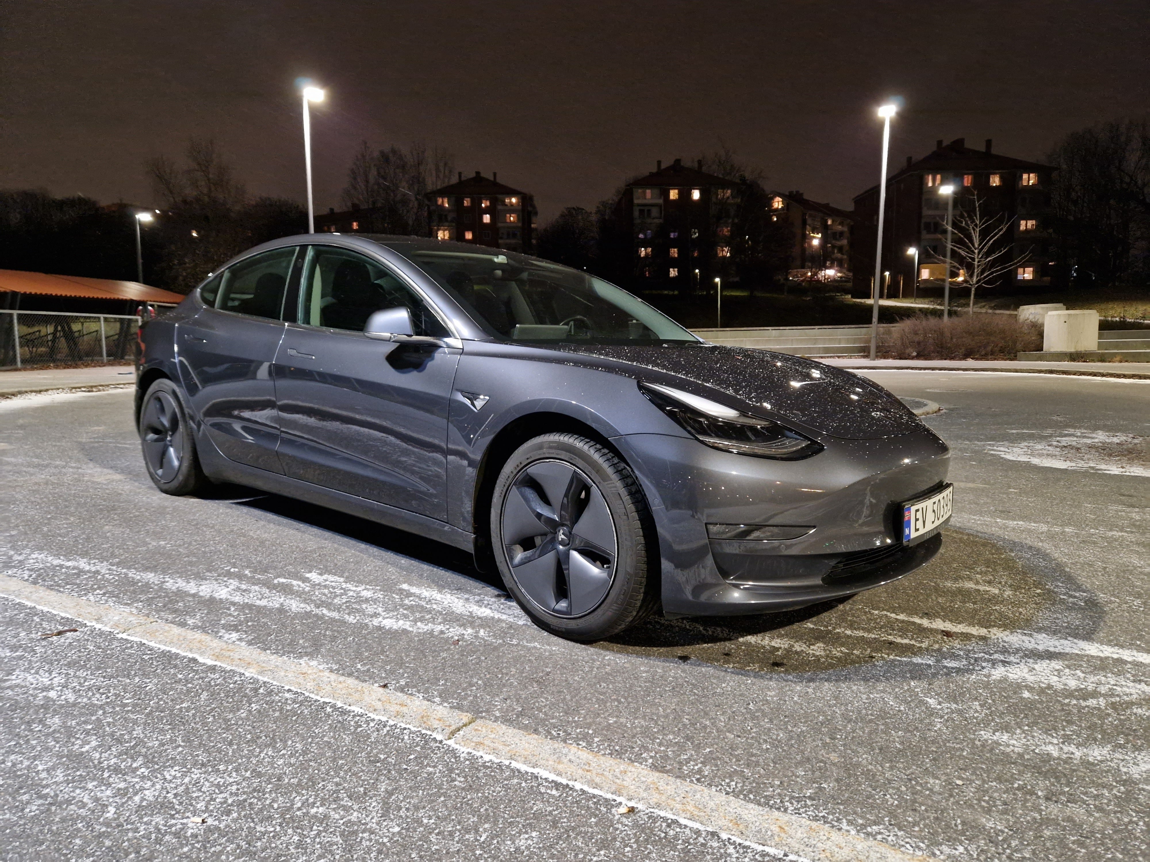Tesla Model 3 - 500km - free supercharging, 2019, Electric, automatic
