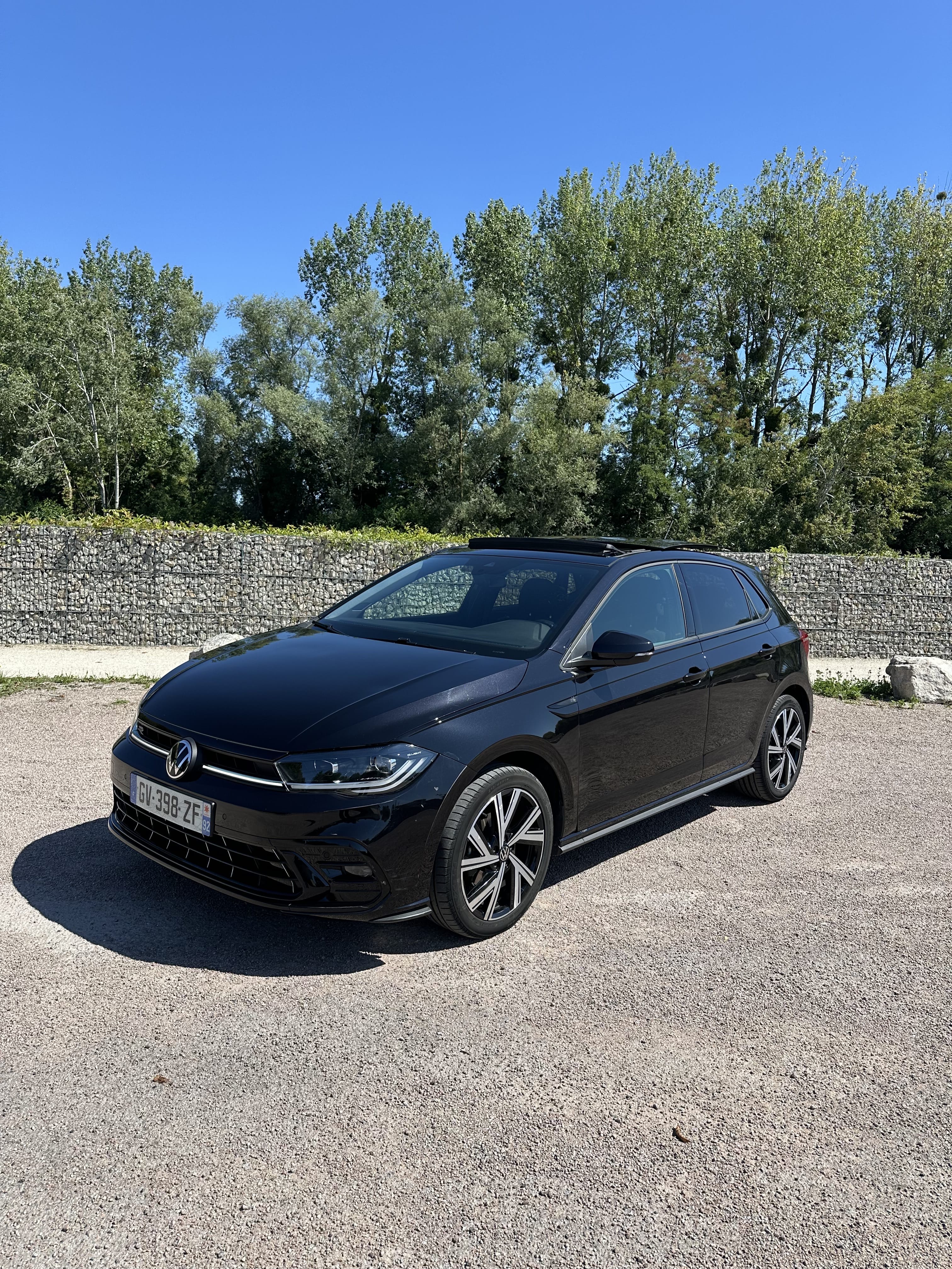 Volkswagen Polo R-Line, 2024, Essence 98, automatique