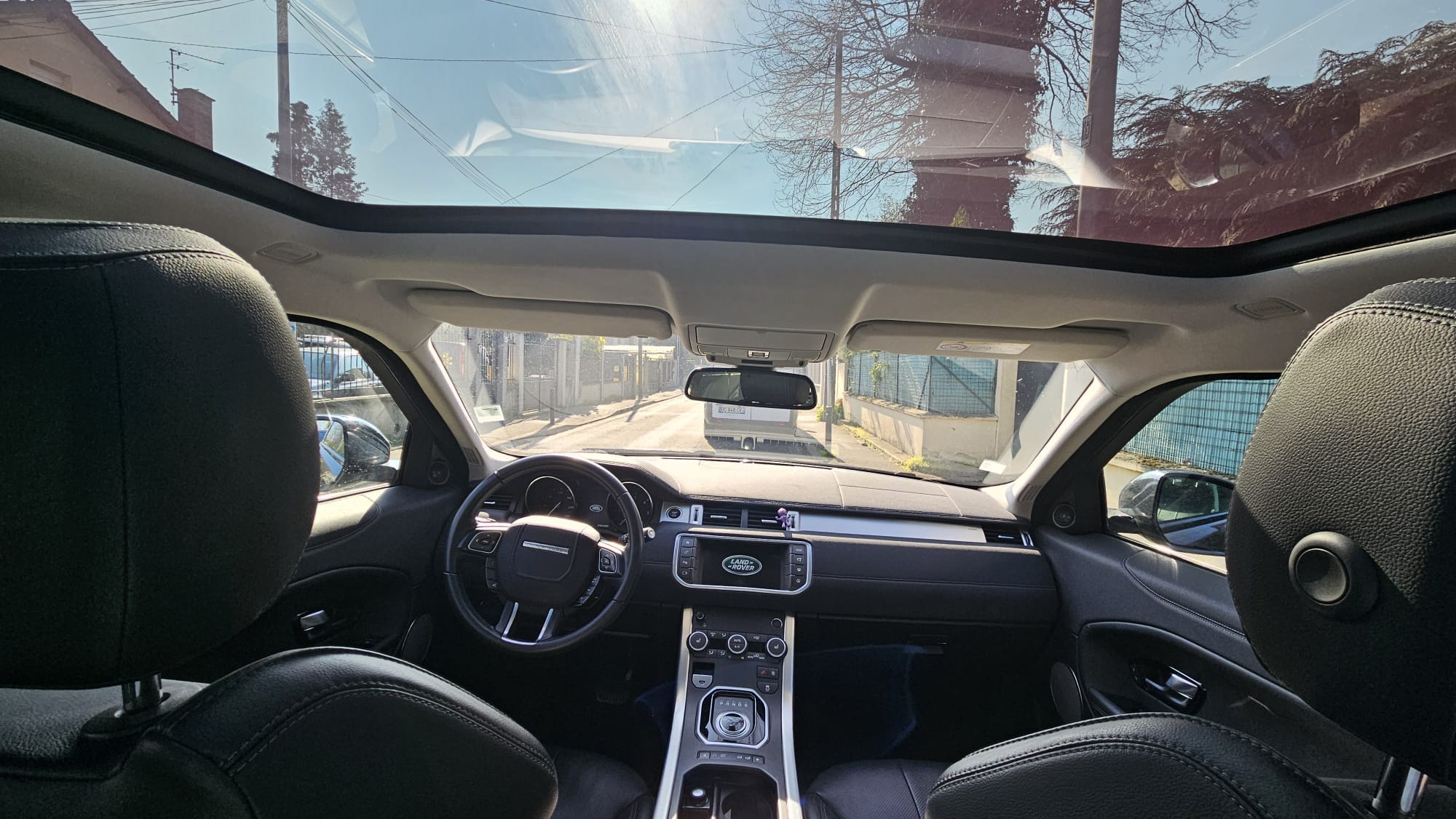 Land-Rover Range Rover Evoque R-Dynamic SE avec Régulateur de vitesse