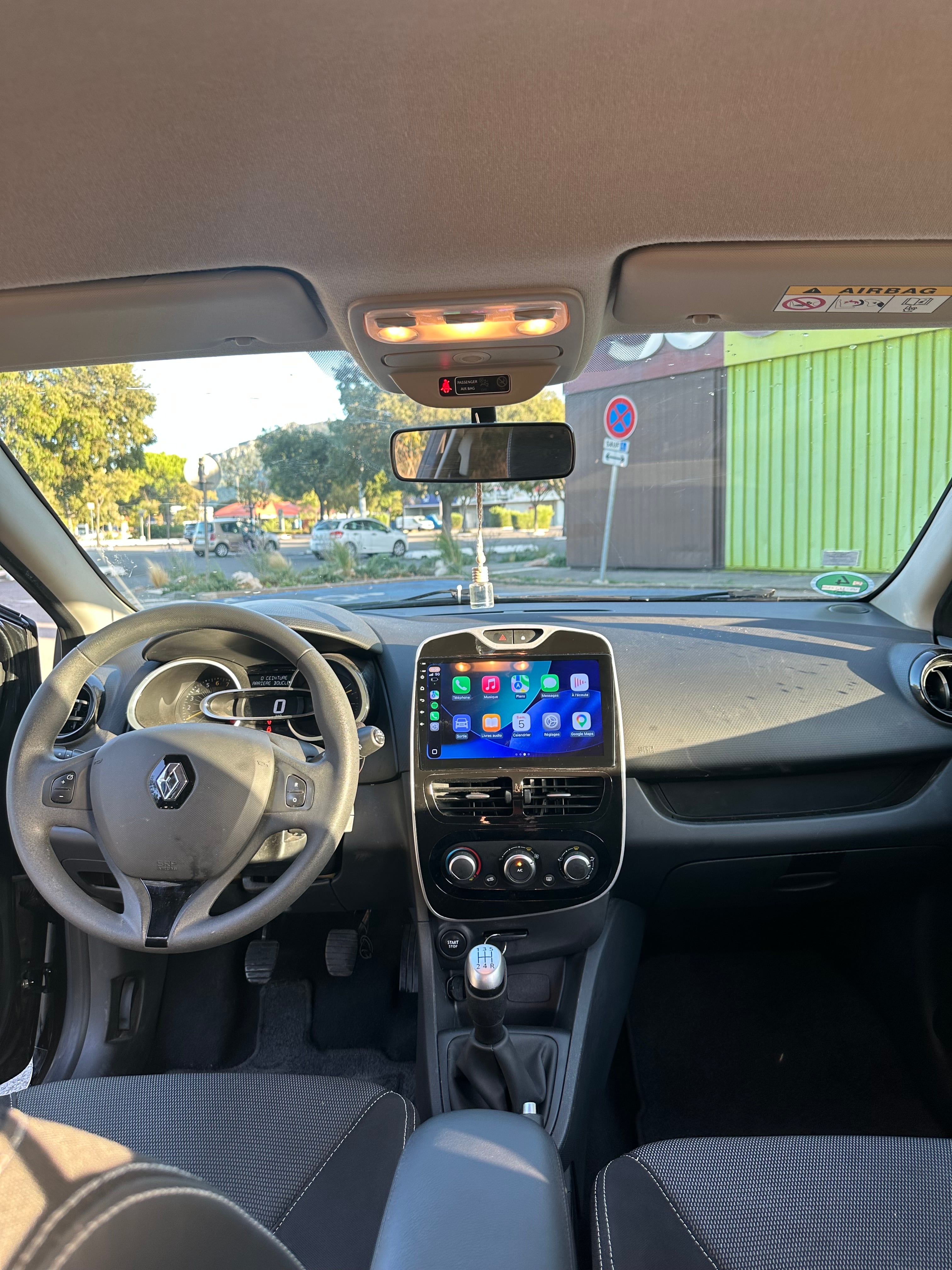 Renault Clio avec GPS