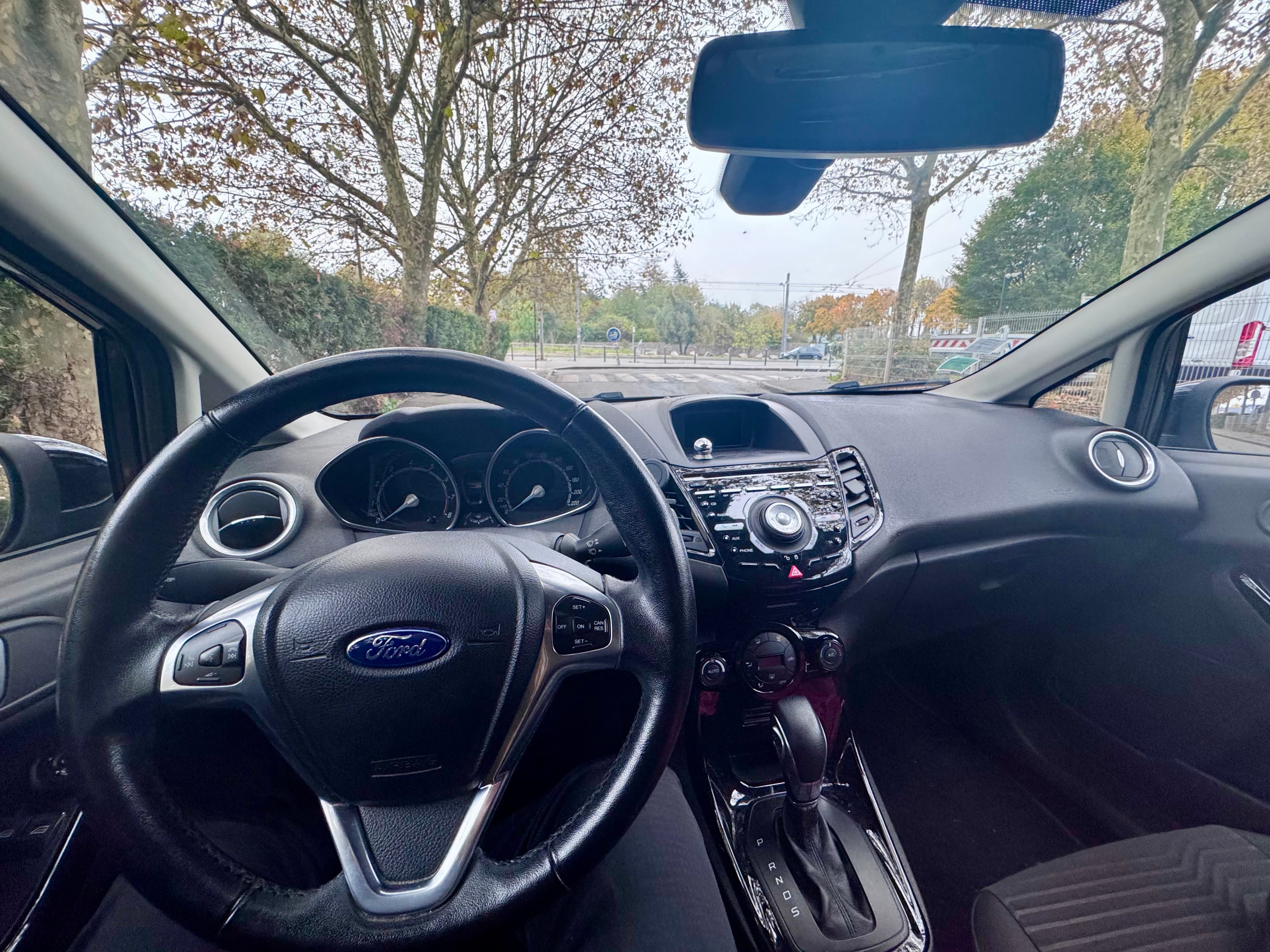Ford Fiesta avec Audio Bluetooth