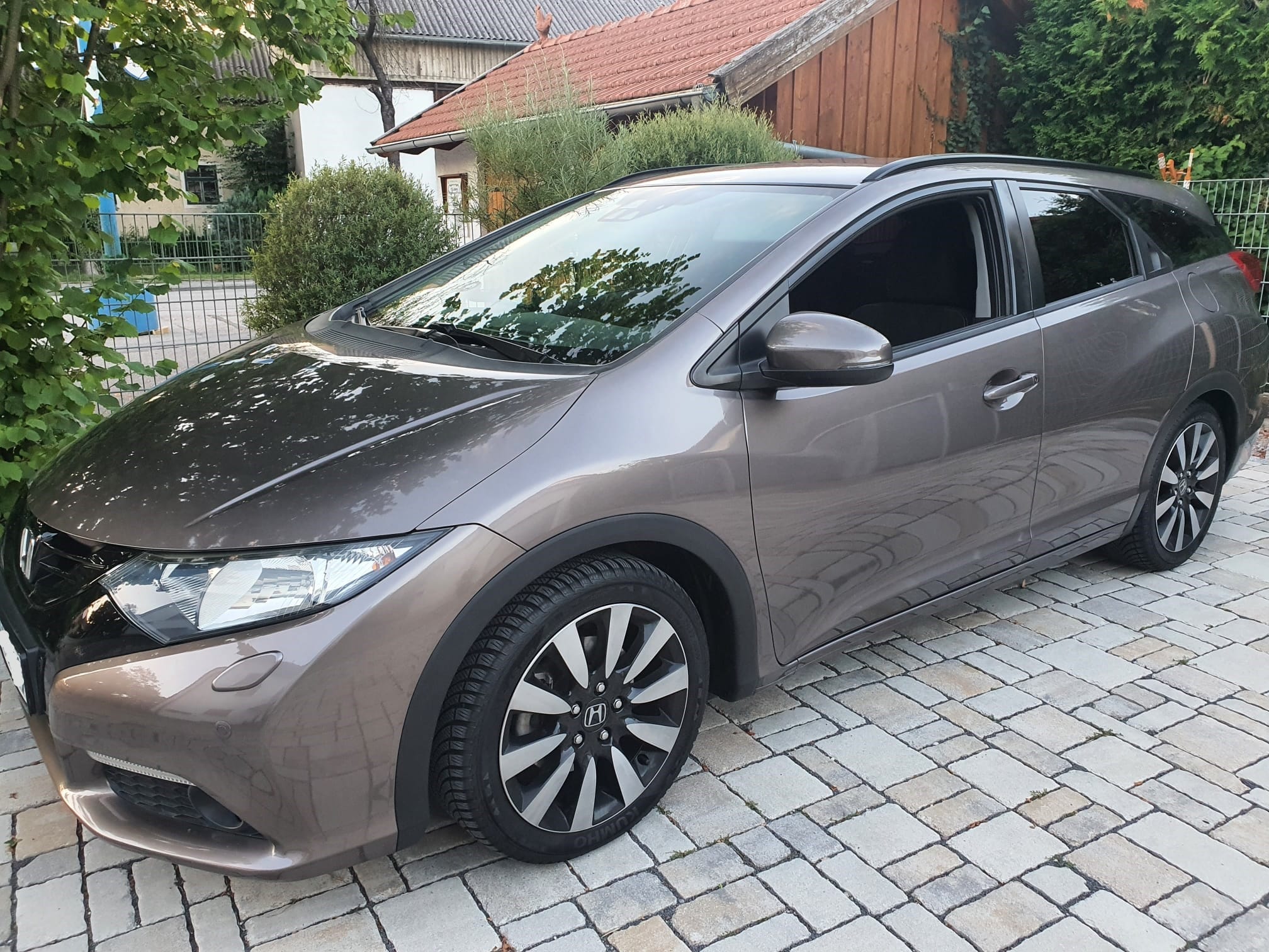 Honda Civic Tourer Automatik, Lieferung ggf. möglich mit Klimaanlage