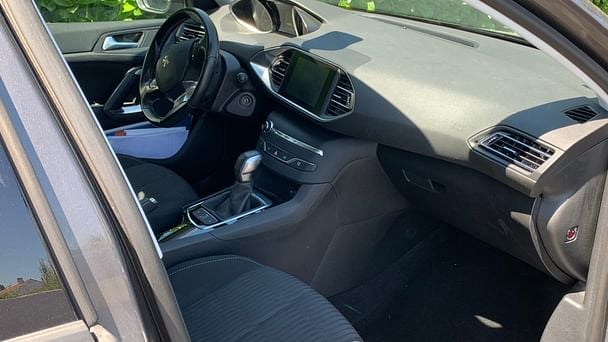 Peugeot 308 SW 1.6 HDI 120 cv AUTO avec Régulateur de vitesse