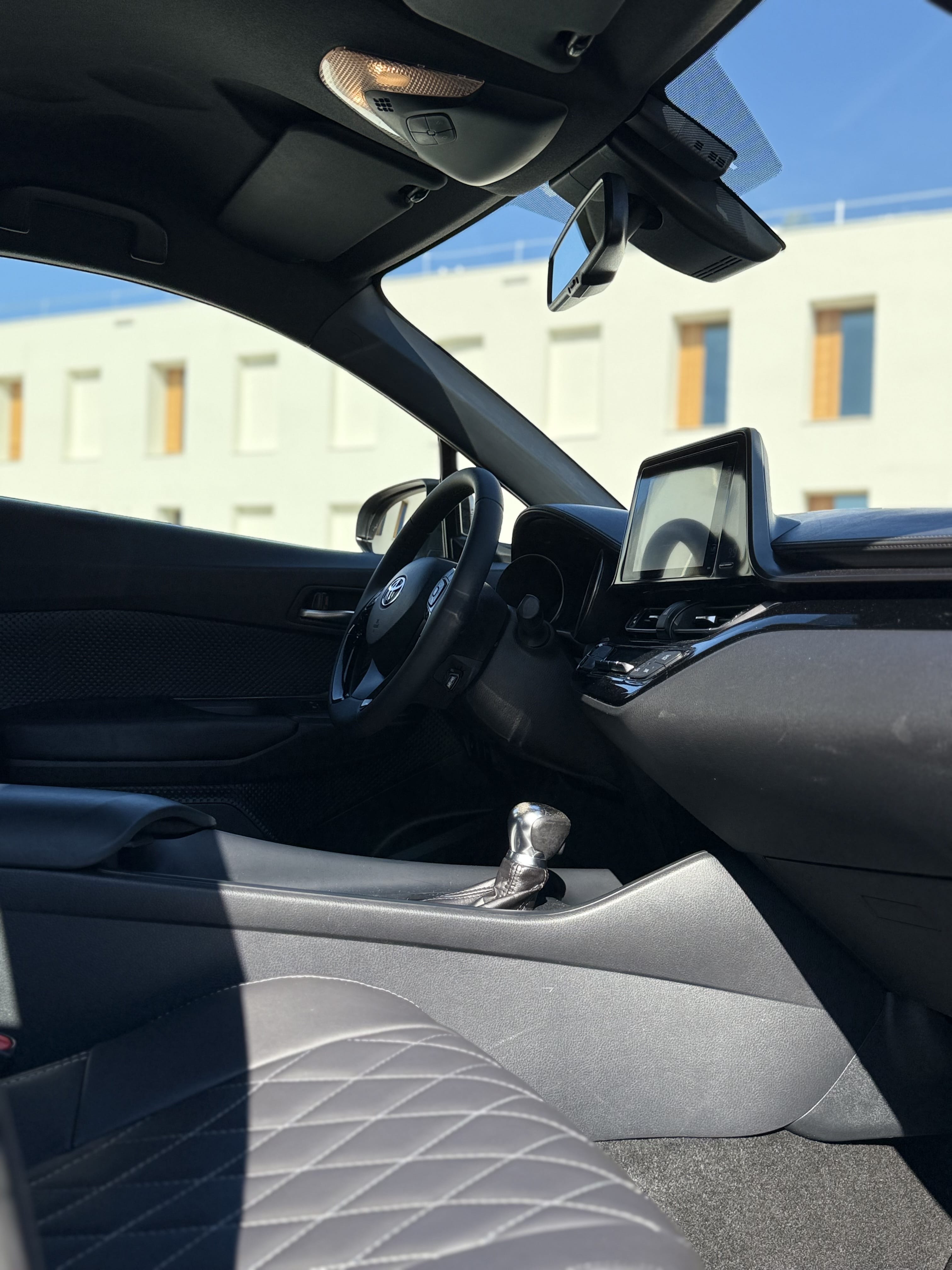 Toyota C-HR Hybrid mit Bluetooth-Audio