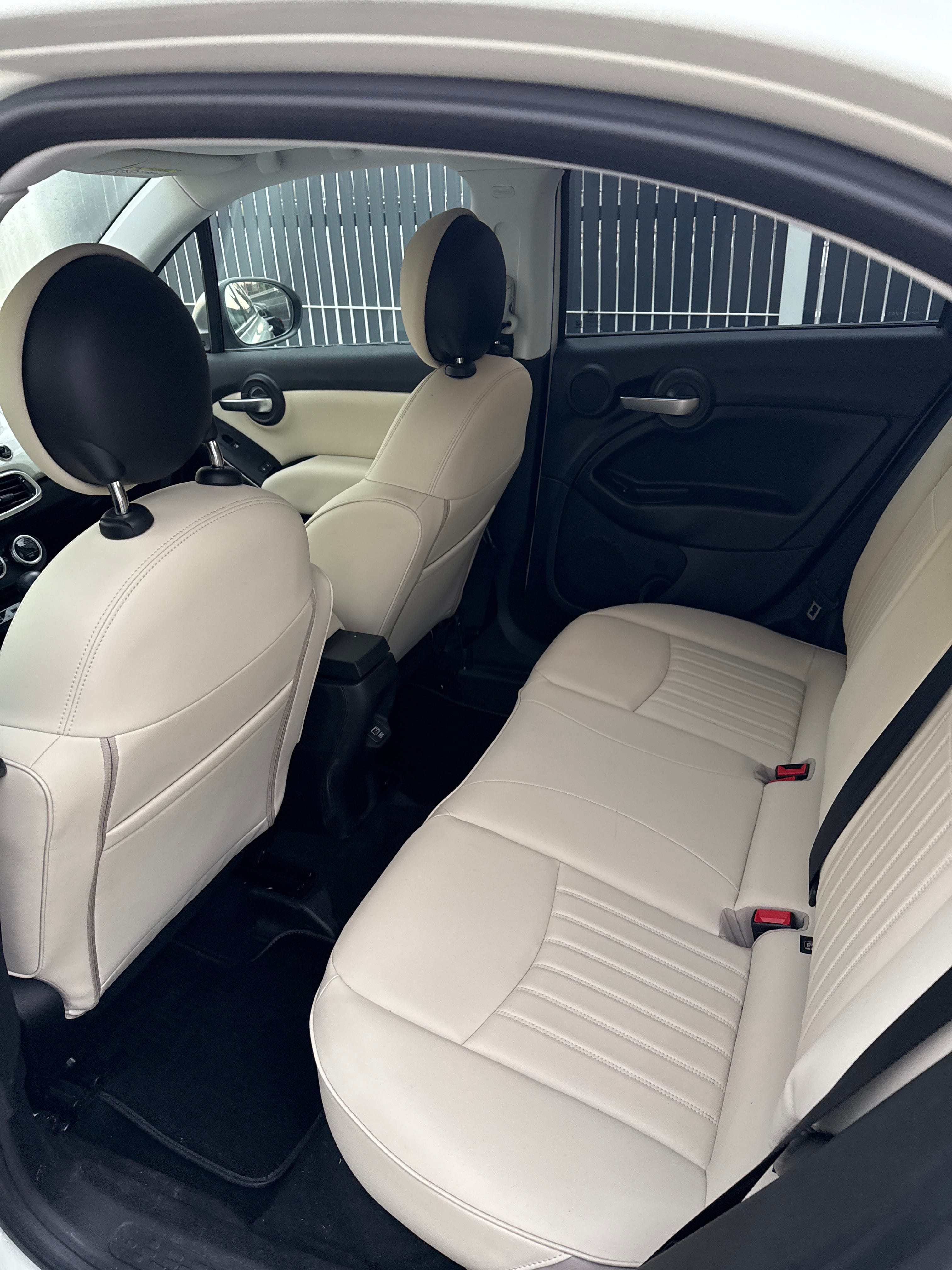 Fiat 500 X BOITE AUTO ESSENCE GD TOIT OUVRANT avec Régulateur de vitesse