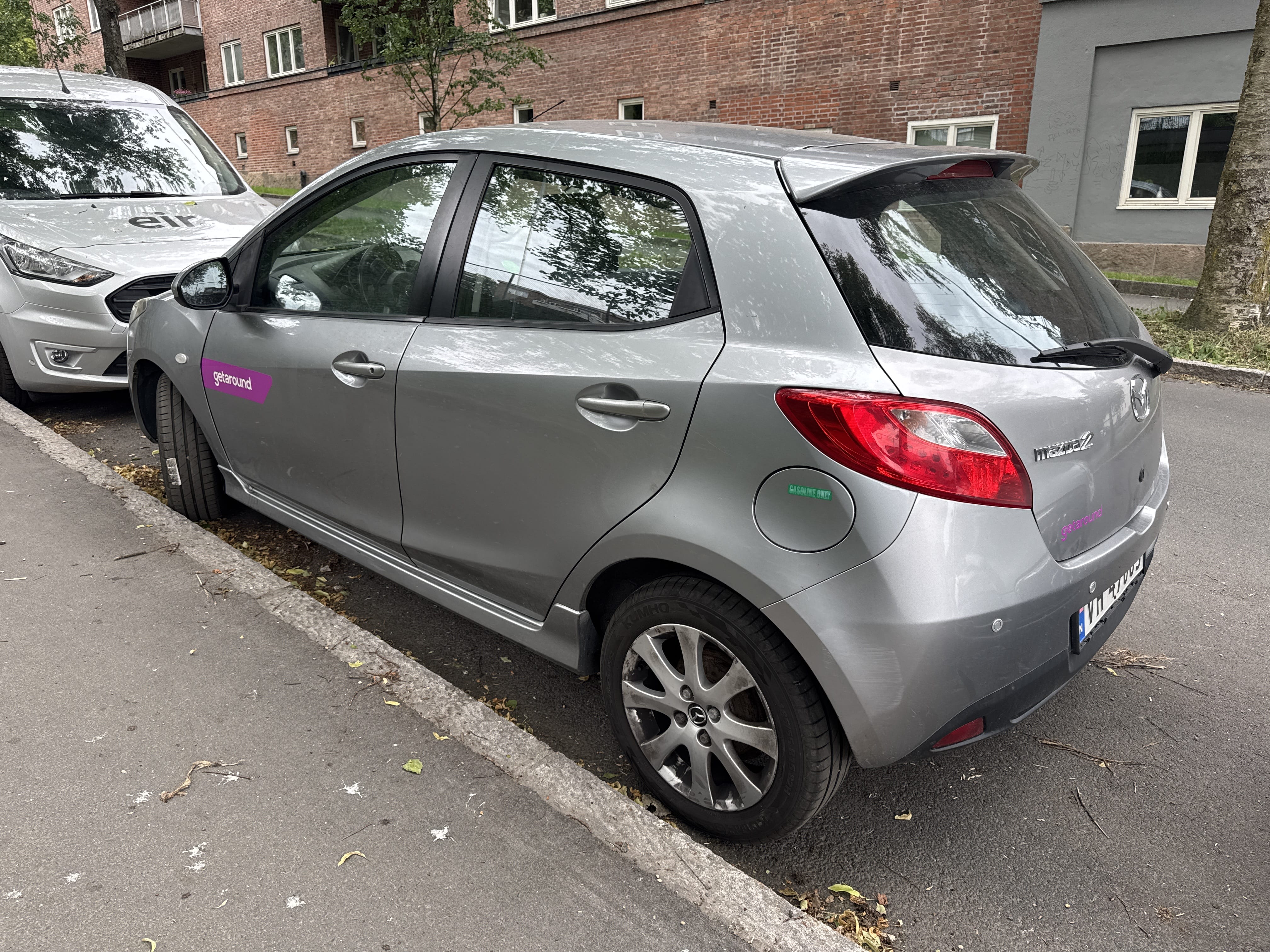 Mazda 2