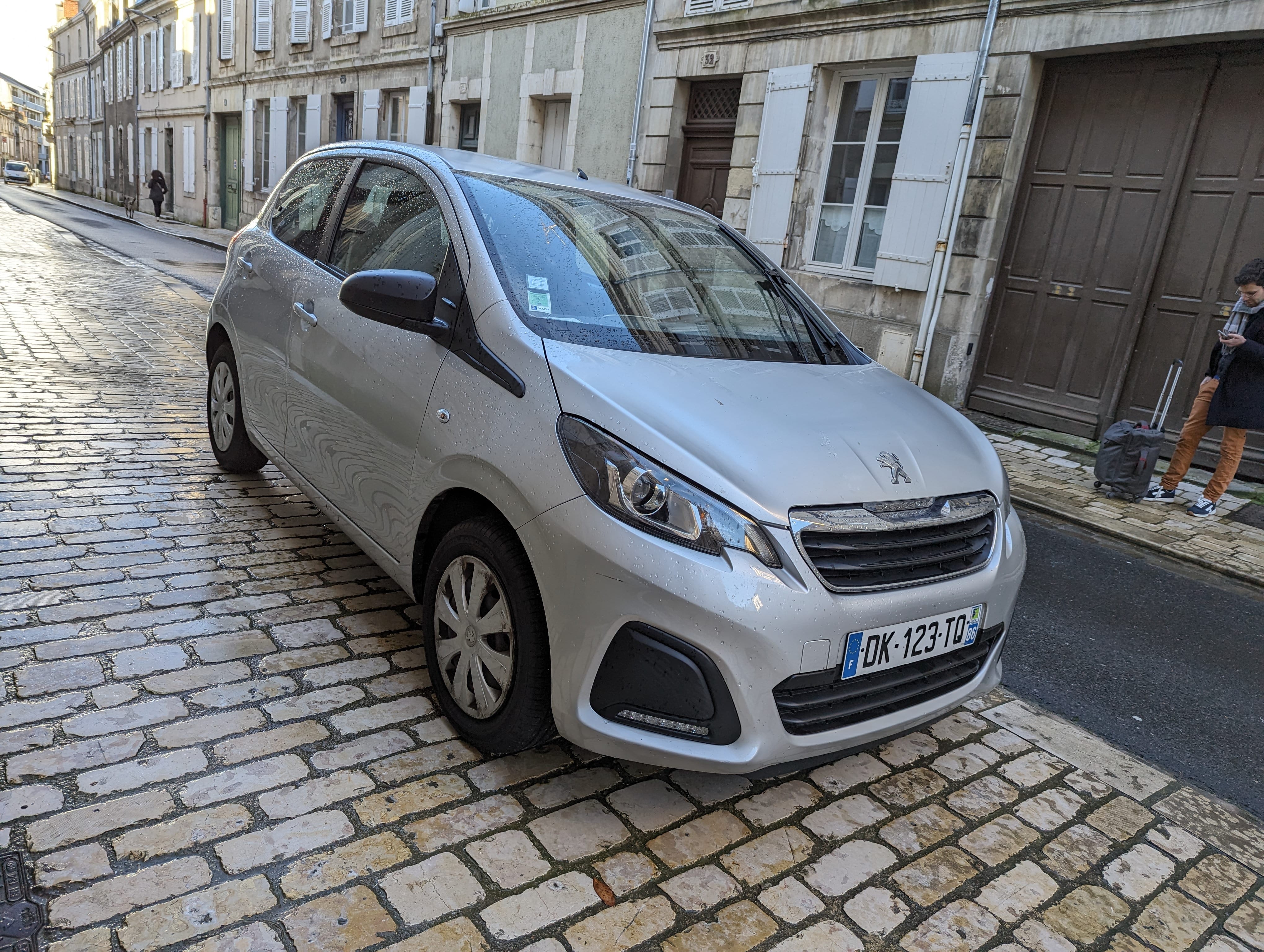 Peugeot 108, 2014, Essence 95