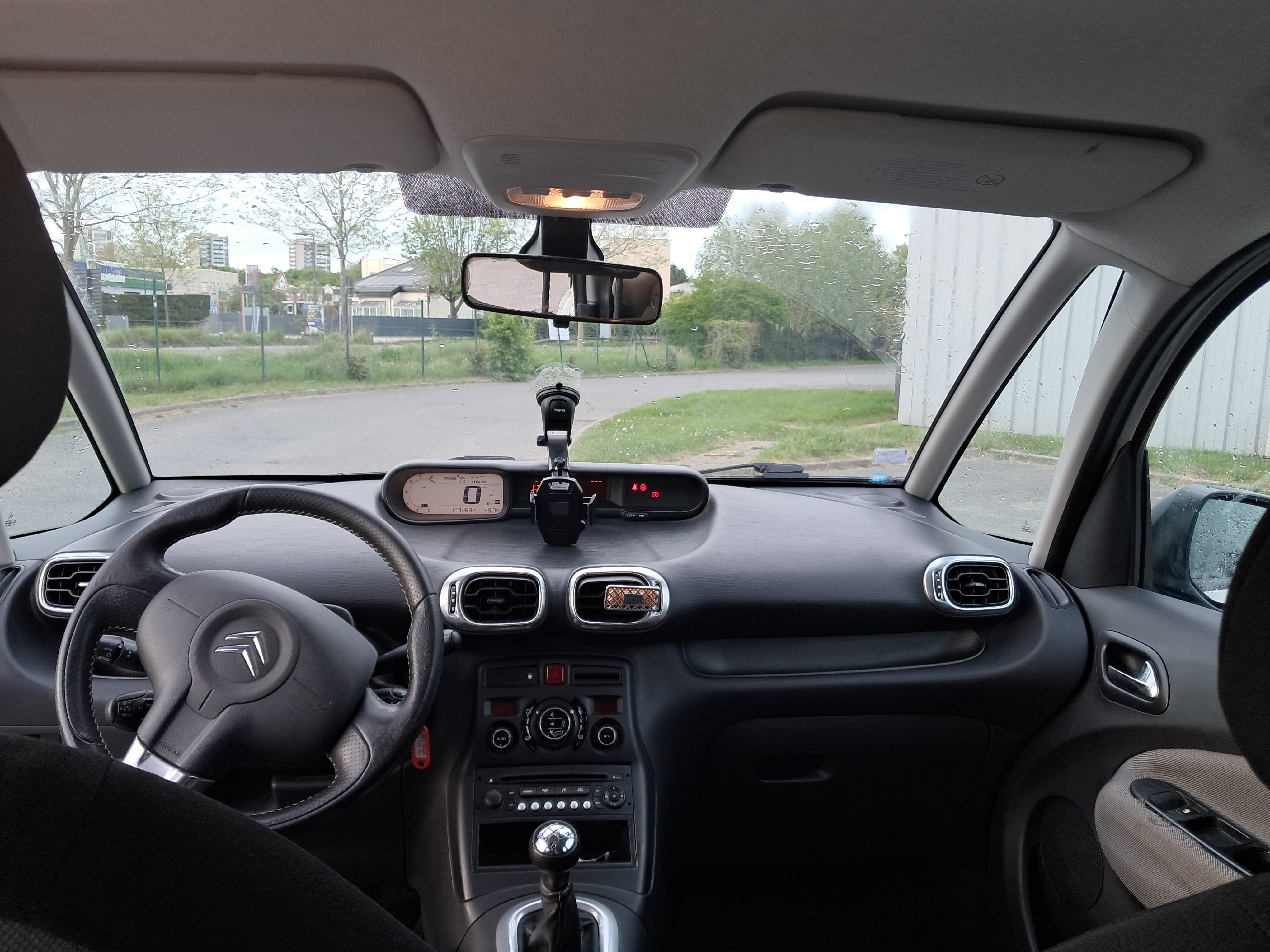 Citroen C3 Picasso 1.4 VTI 95 CV CONFORT (CRIT'AIR 1)