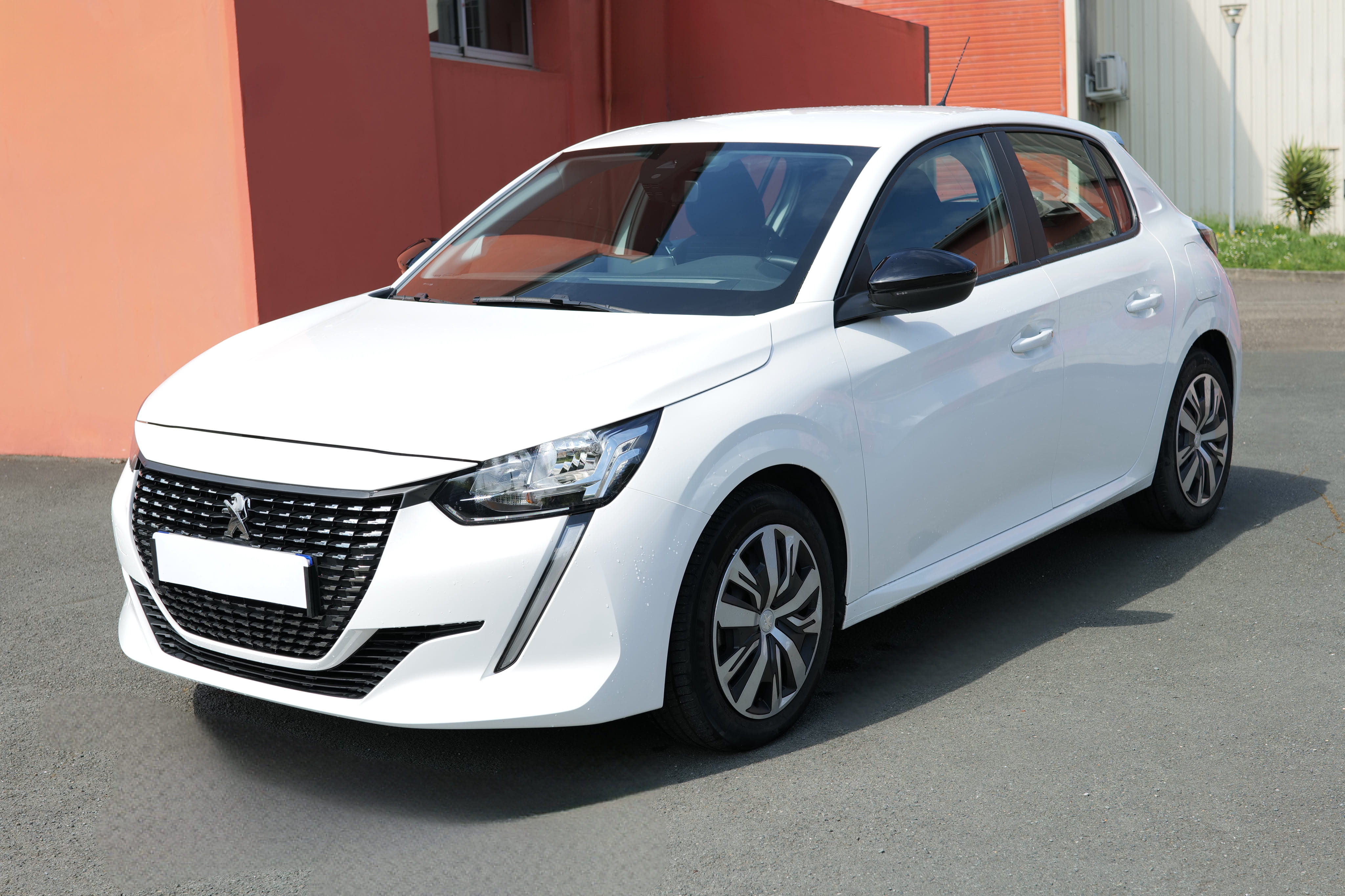 Peugeot 208, 2023, Essence 95