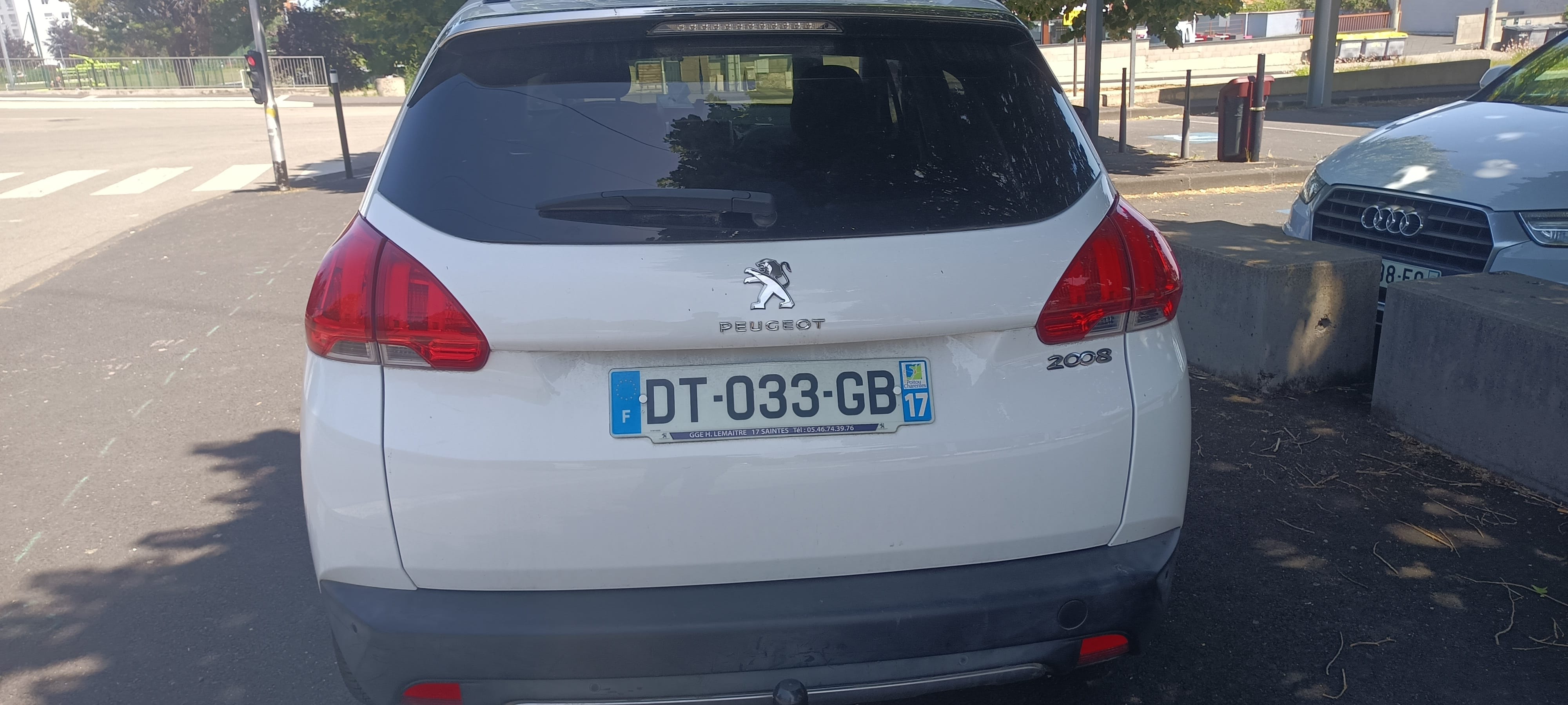 Peugeot 2008, 2015, Essence 95