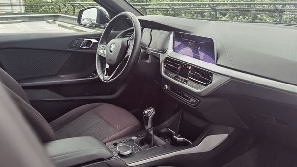 BMW Série 1 Premium avec GPS