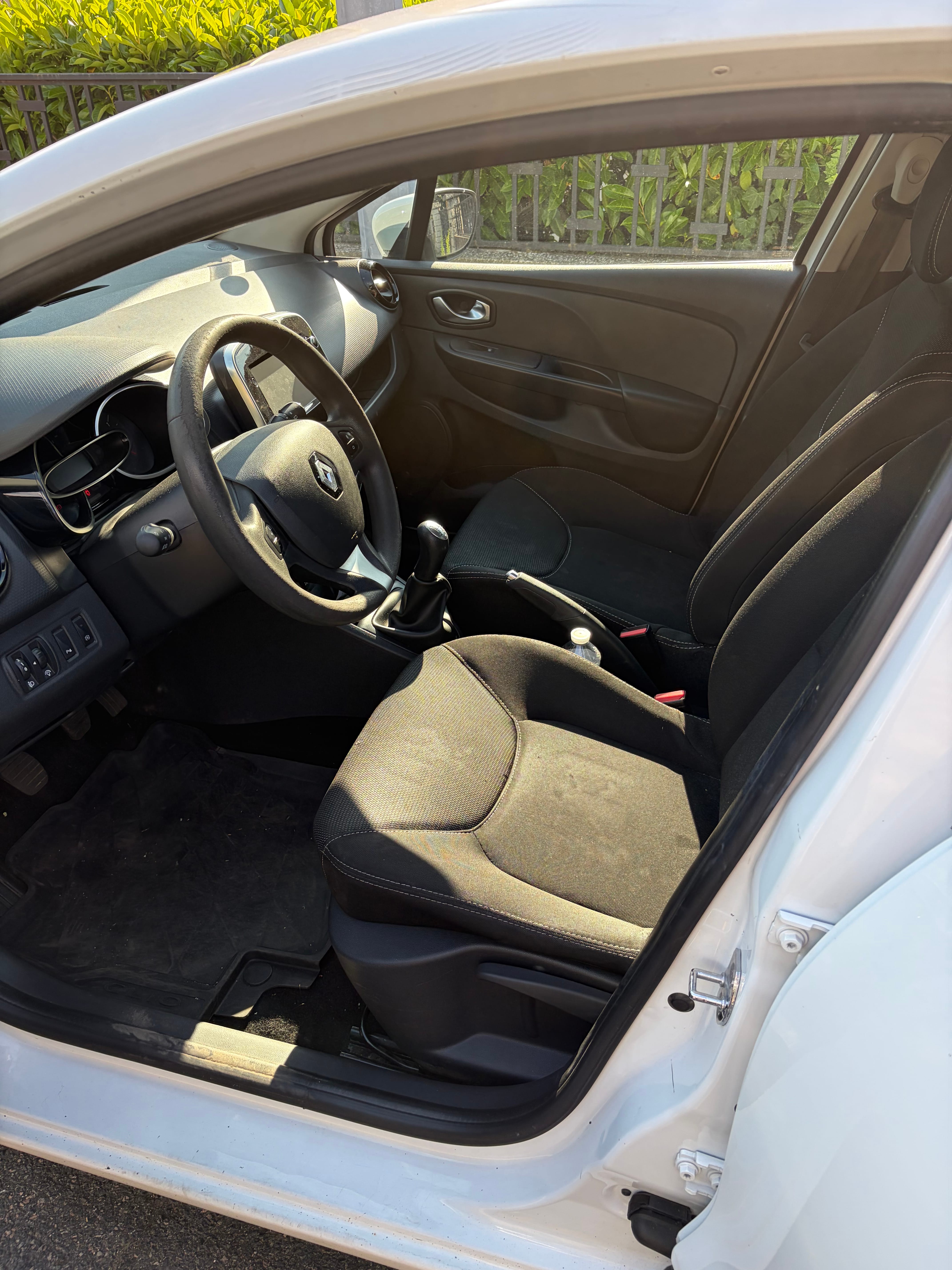 Renault Clio 1.5 dci avec Climatisation