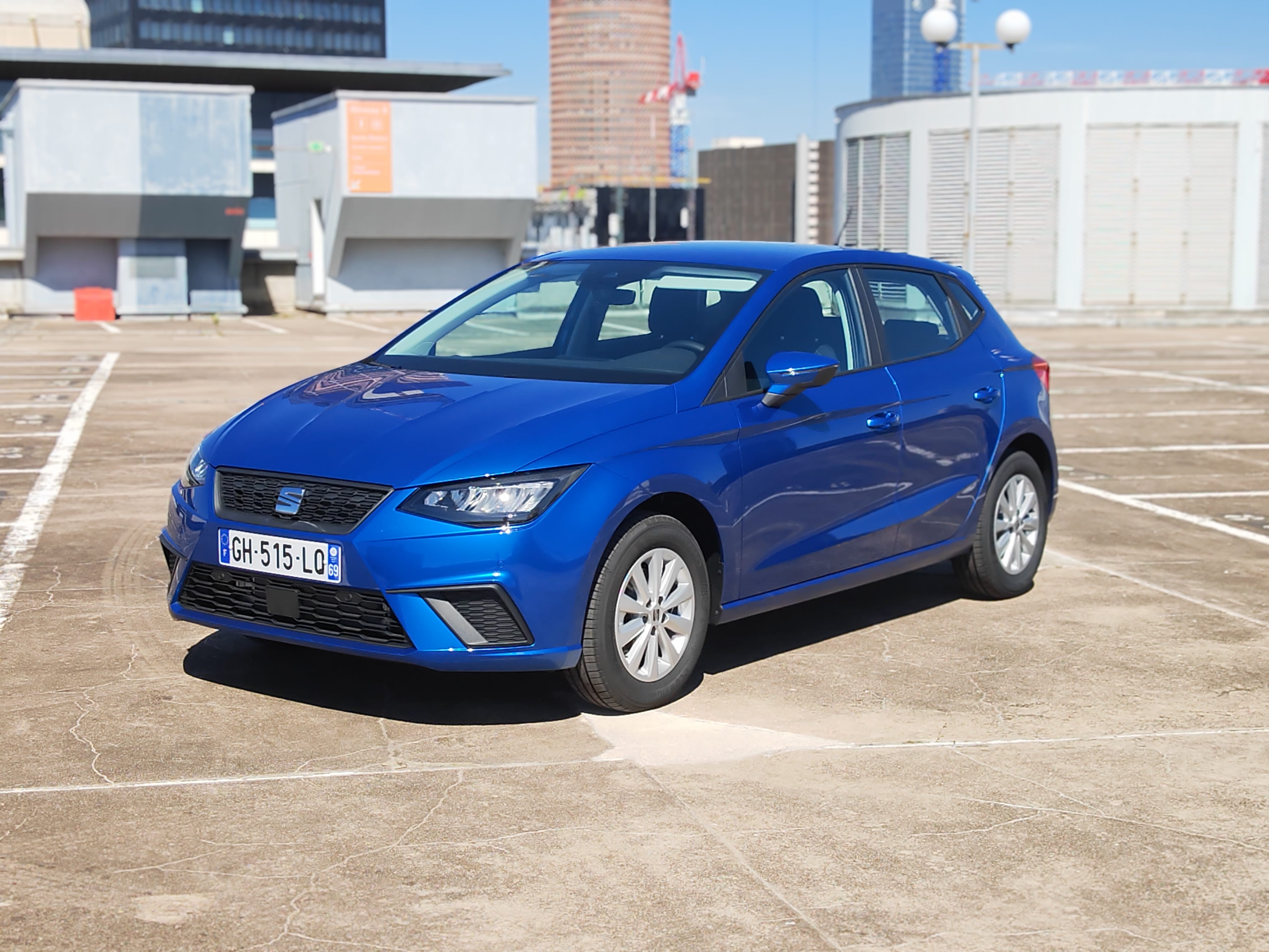 Seat Ibiza, 2022, Essence 98, automatique