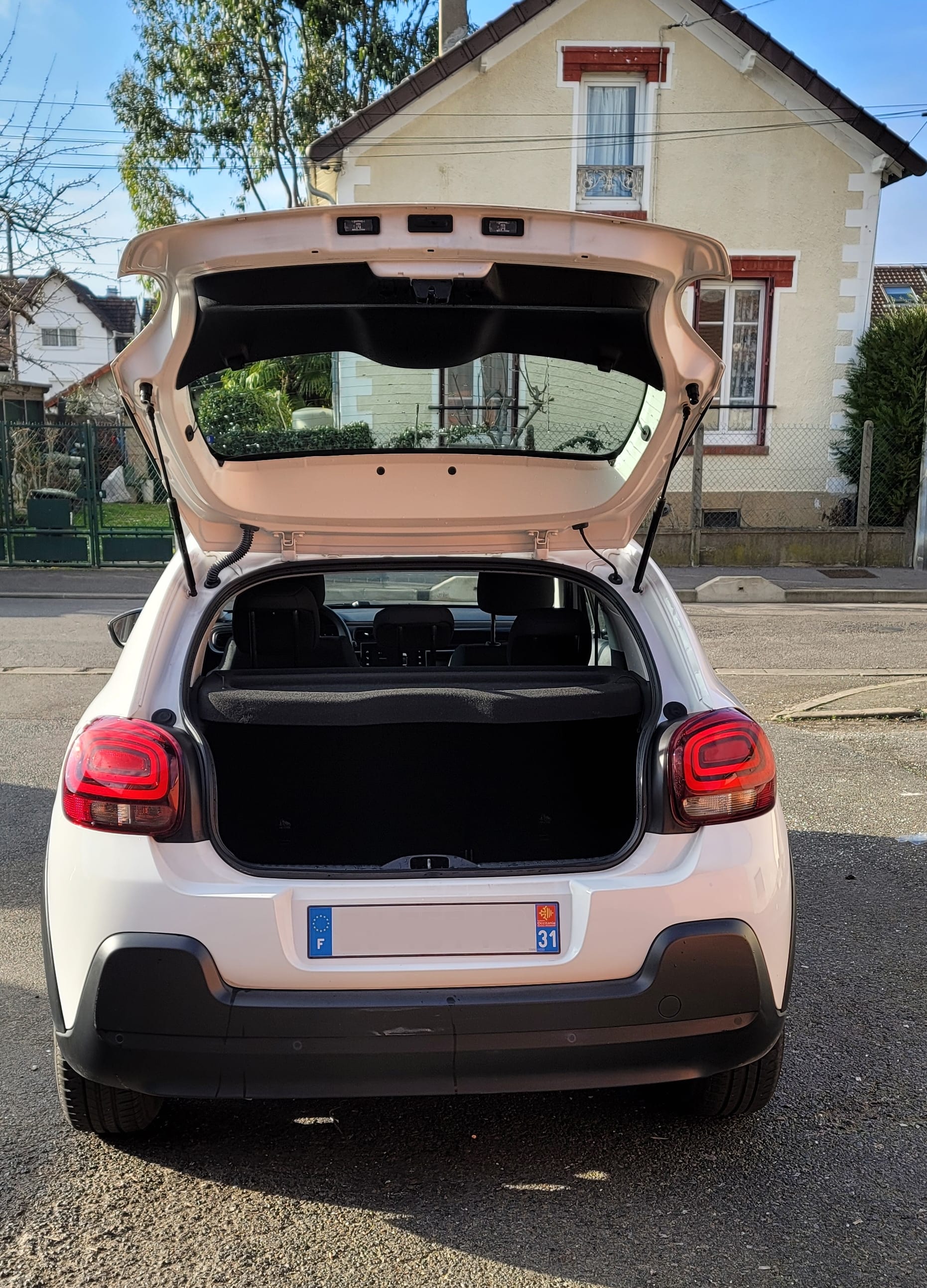Citroen C3 Chatillon - FP569KX avec Audio Bluetooth