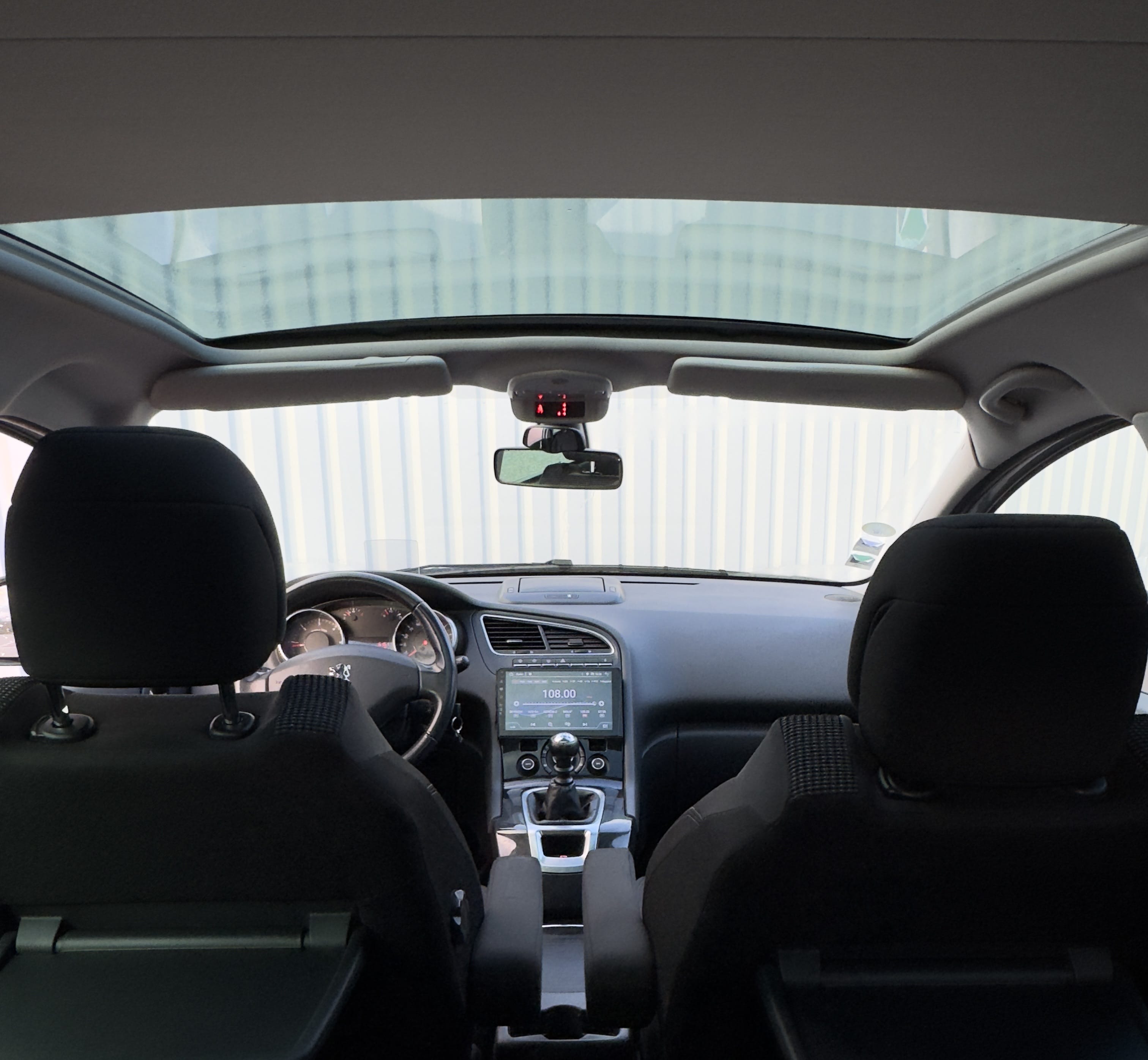 Peugeot 5008 avec Régulateur de vitesse