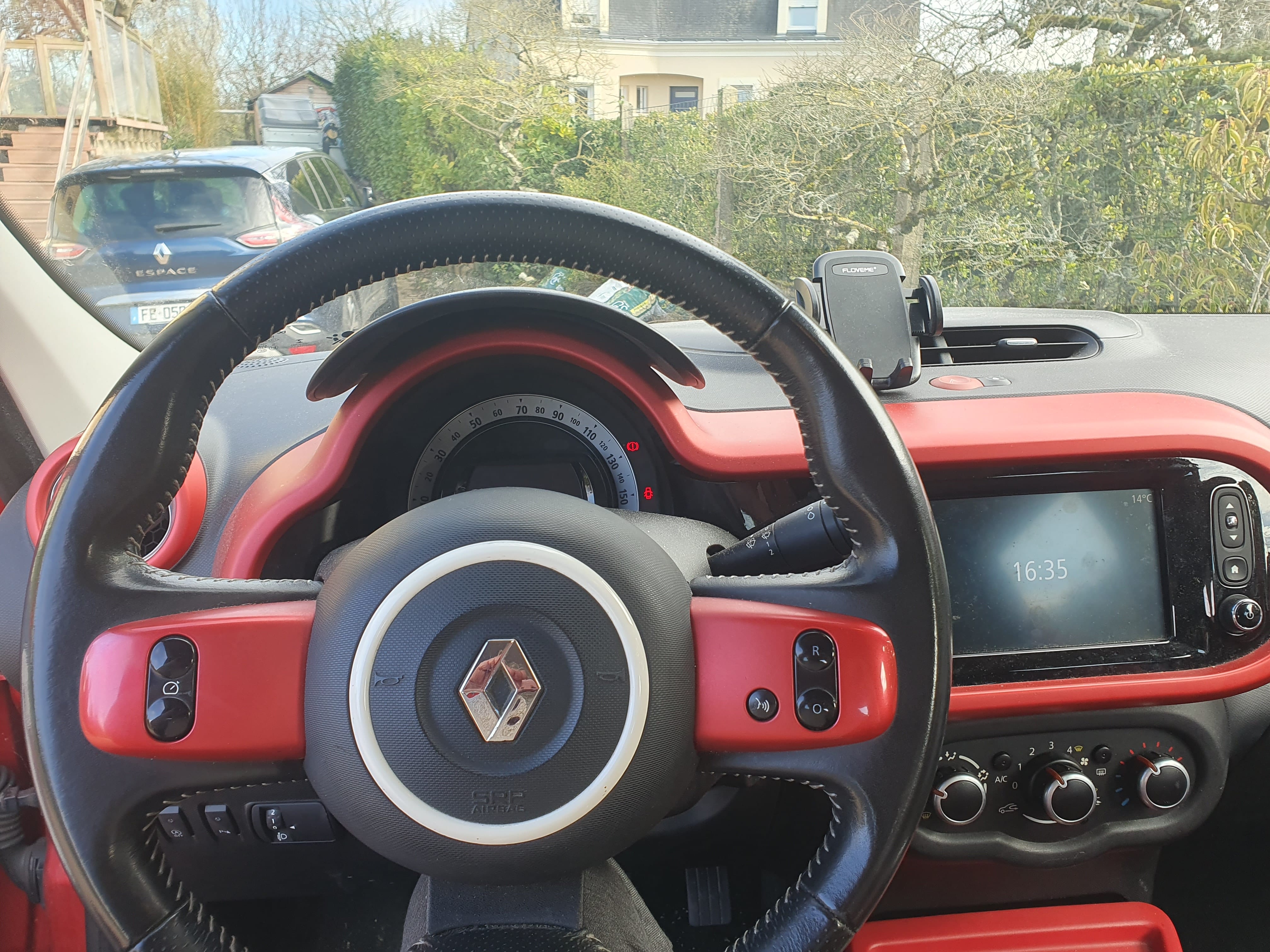 Renault Twingo avec GPS