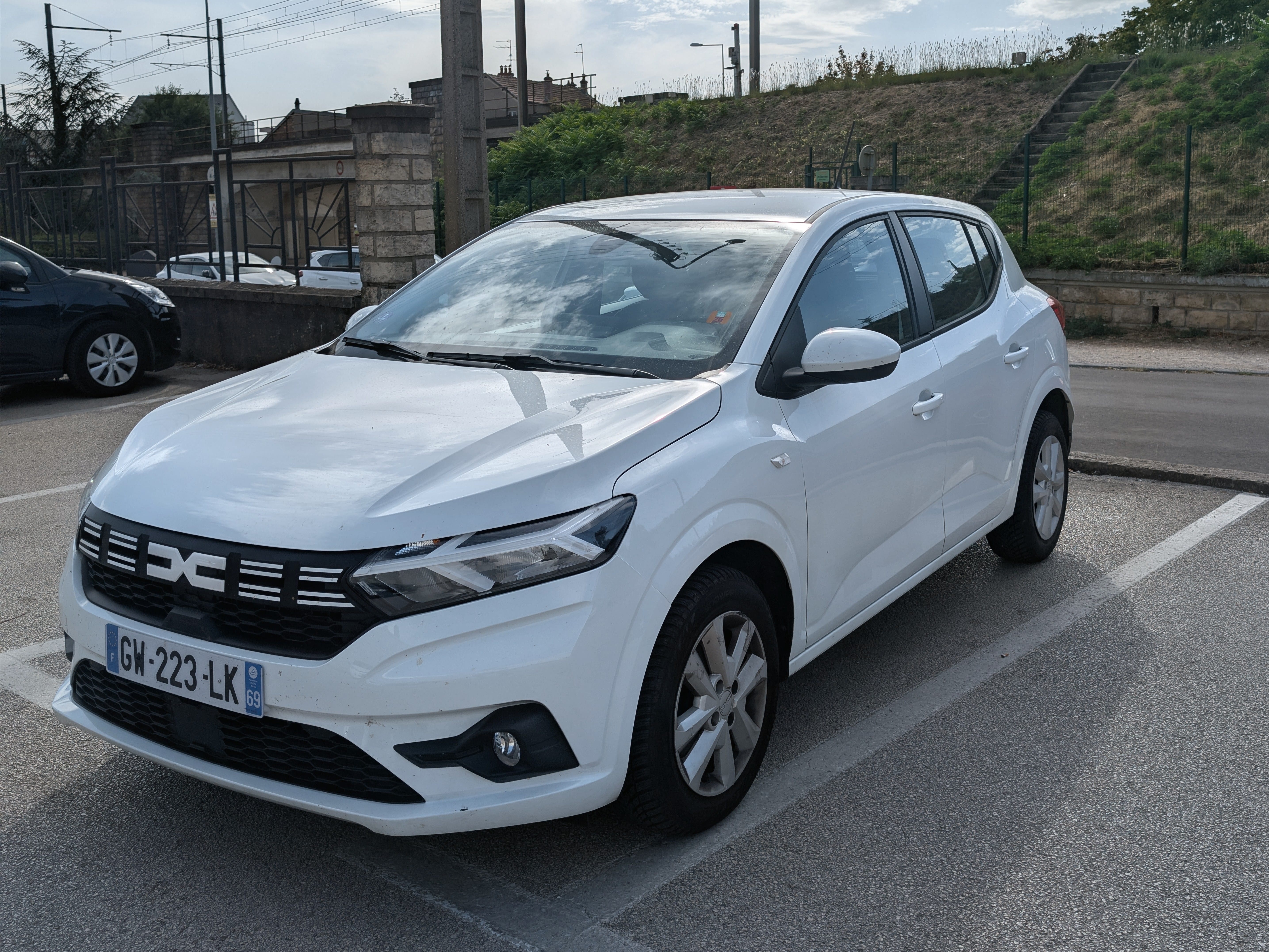 Dacia Sandero, 2024, Essence 95, automatique