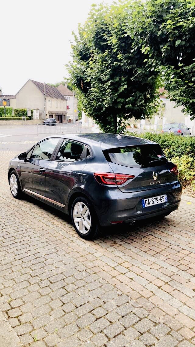 Renault Clio avec GPS