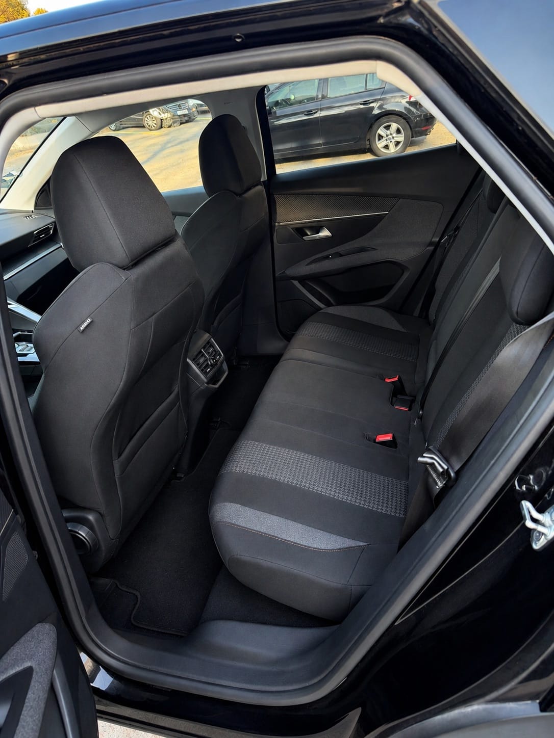 Peugeot 3008 avec Siège bébé