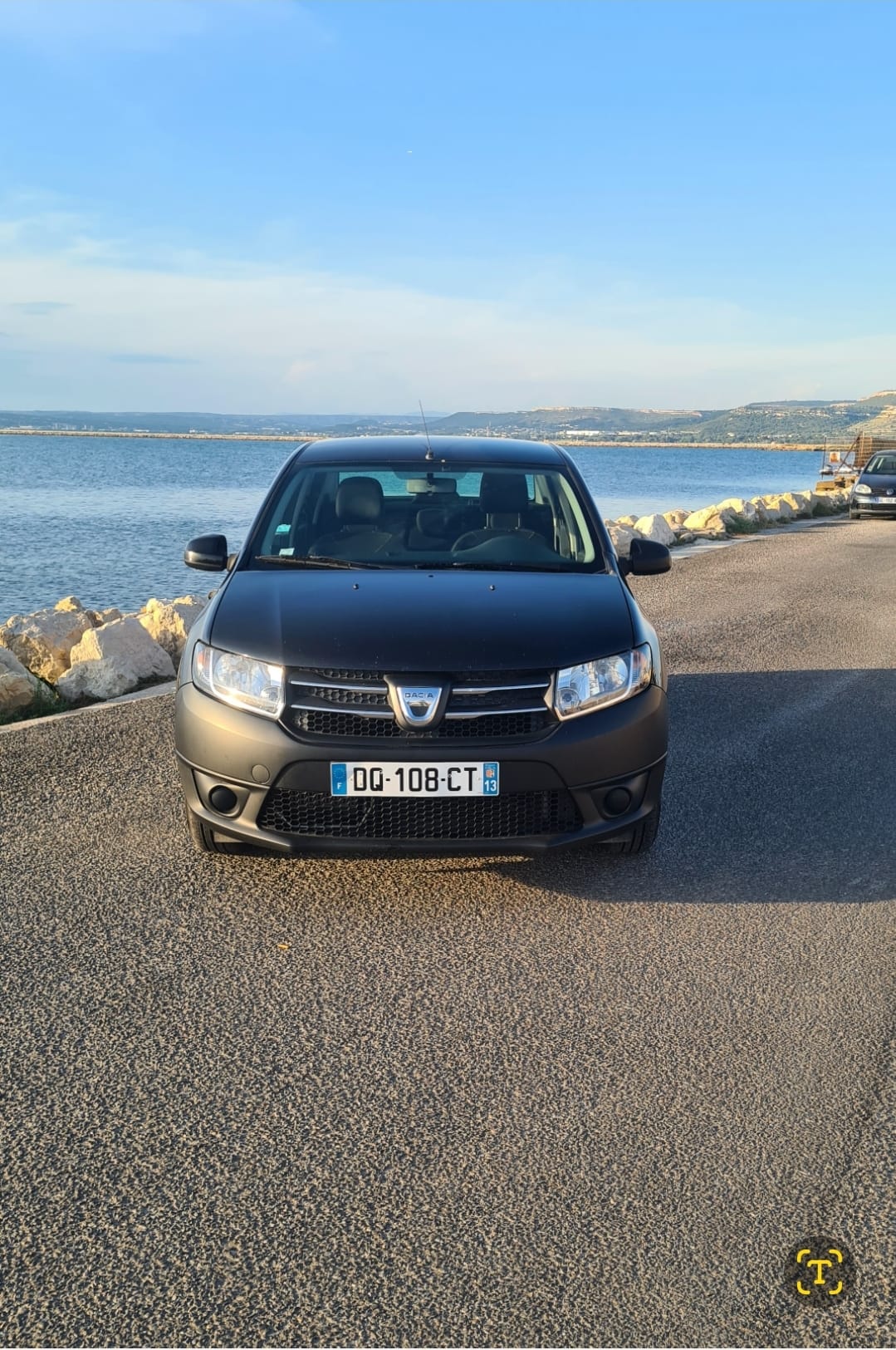 Dacia Logan Disponible 7/7 et 24/24 aéroport MRS avec Climatisation