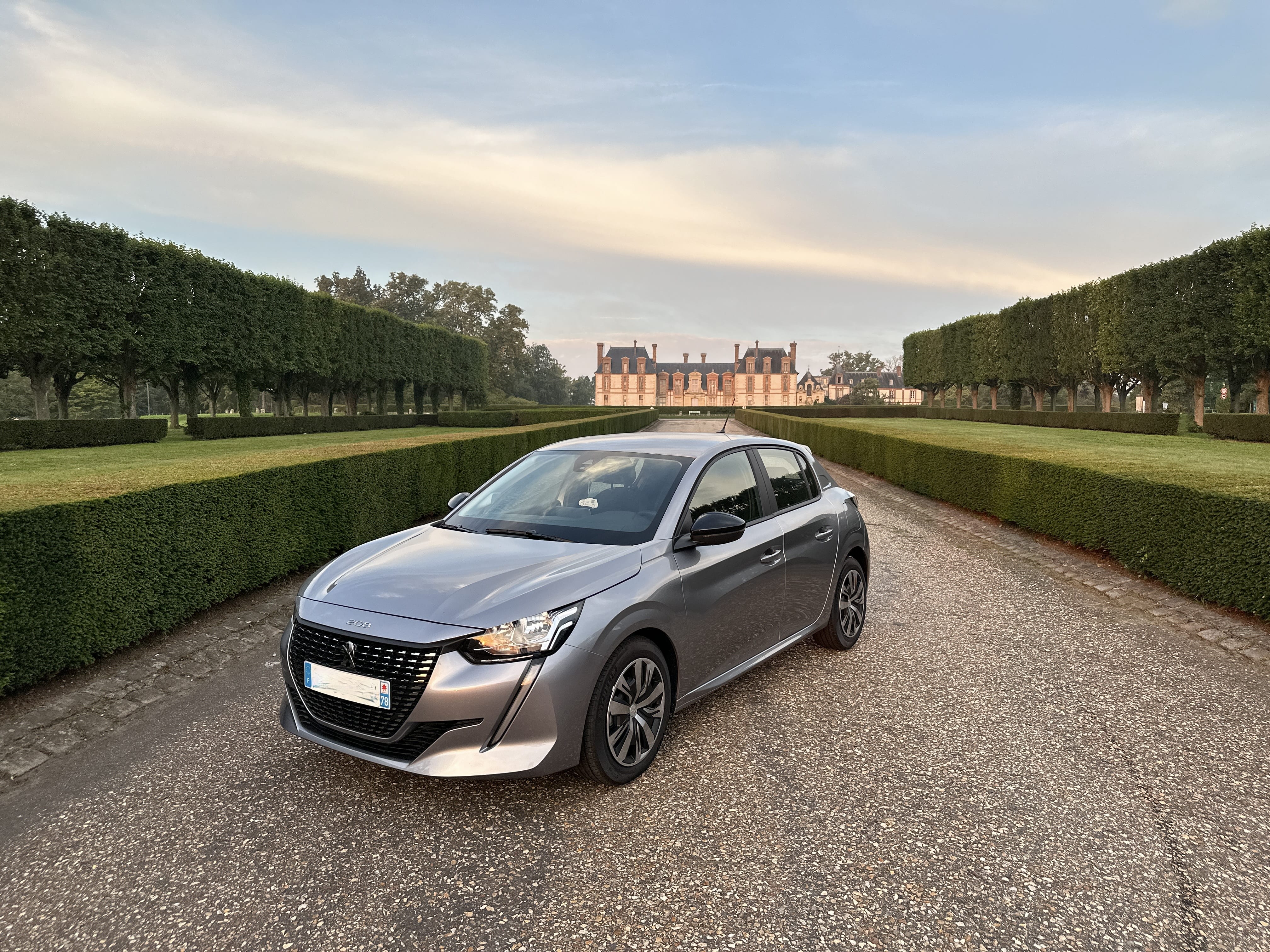 Peugeot 208 ACTIVE PACK PURETECH 75CH BVM avec Entrée audio / iPod