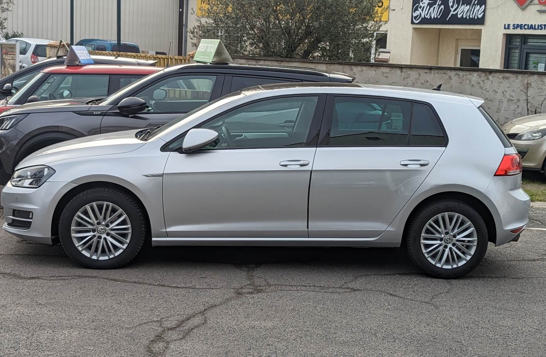 Volkswagen Golf avec Climatisation