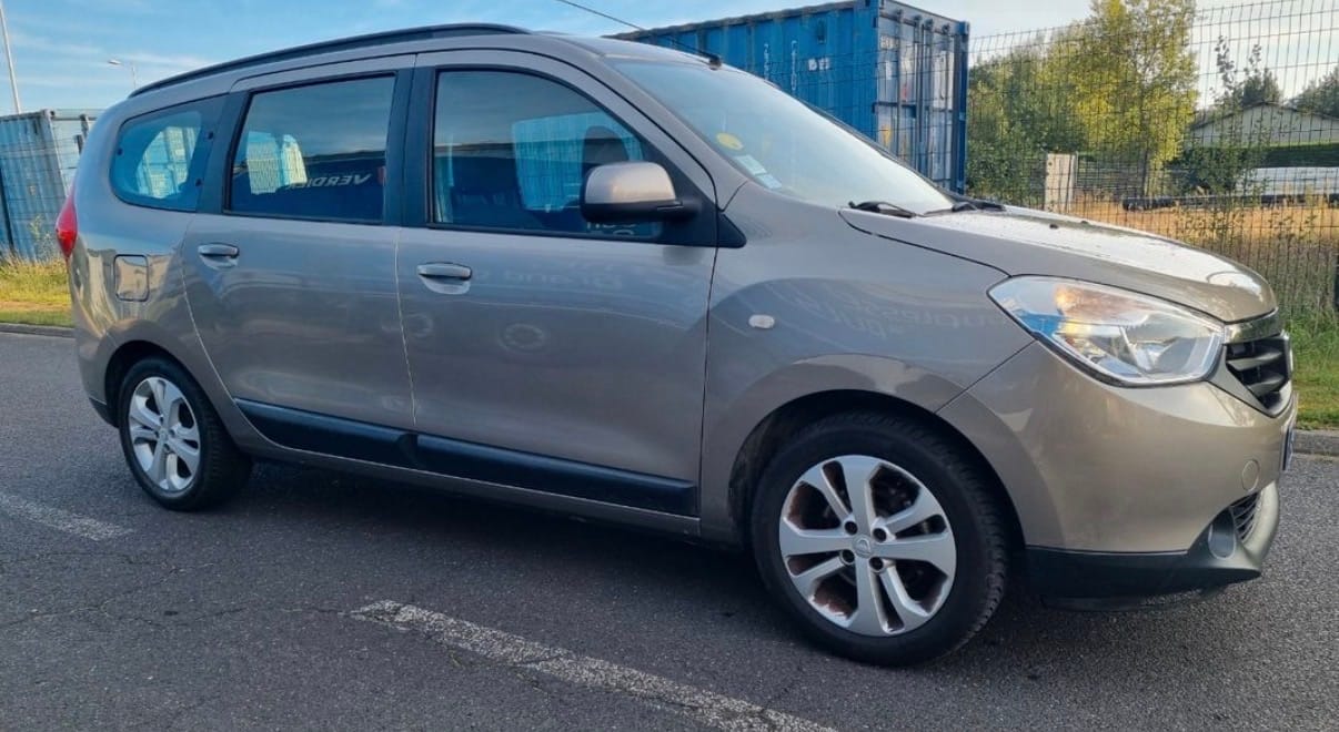 Dacia Lodgy, 2015, Diesel, 7 places