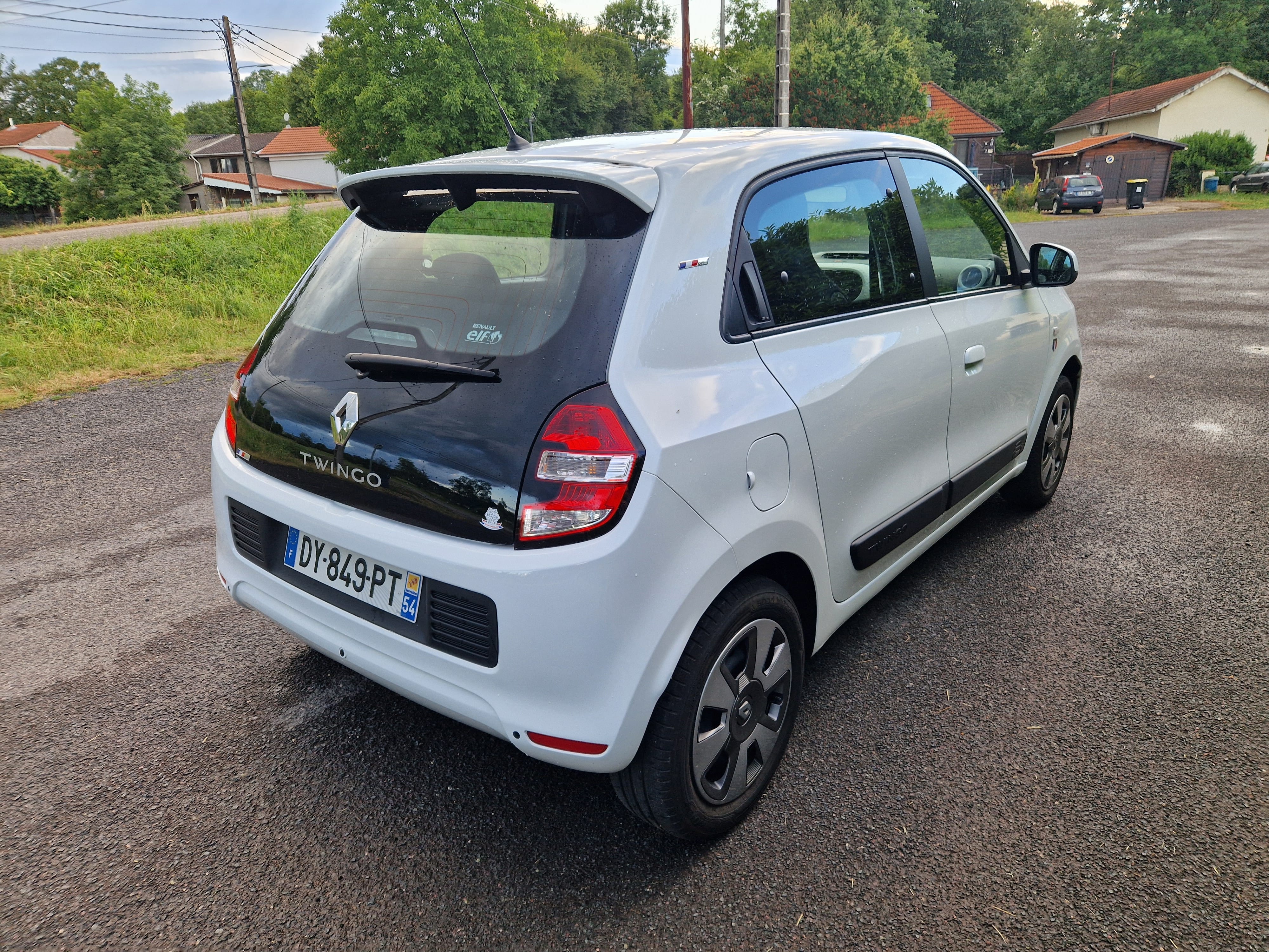 Renault Twingo III 0.9 tce propulsion avec Entrée audio / iPod