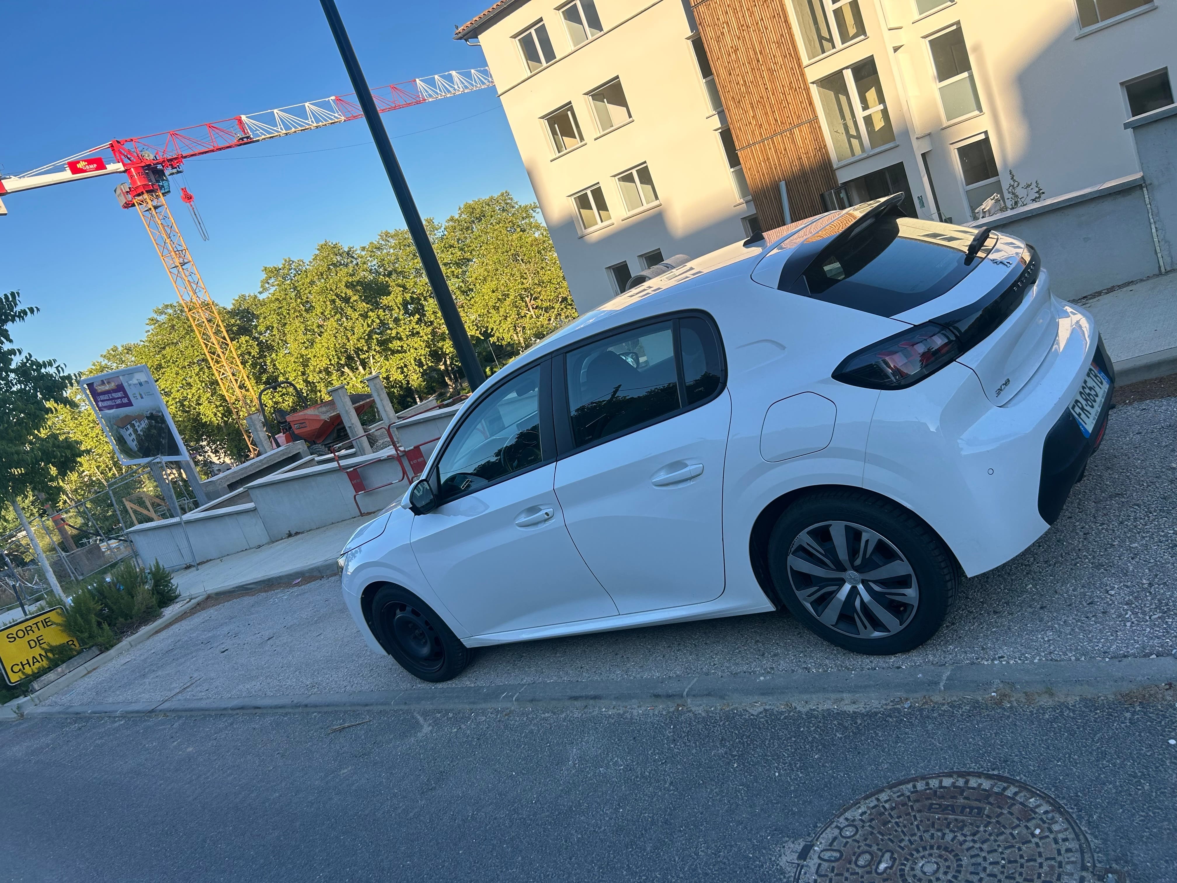 Peugeot 208 avec Climatisation