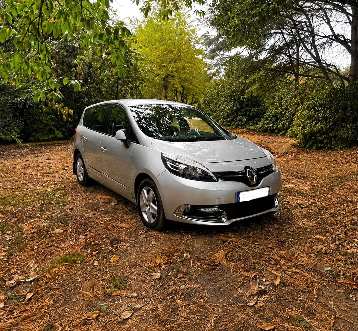 Renault Grand Scenic, 2015, Diesel, automatique, 7 places