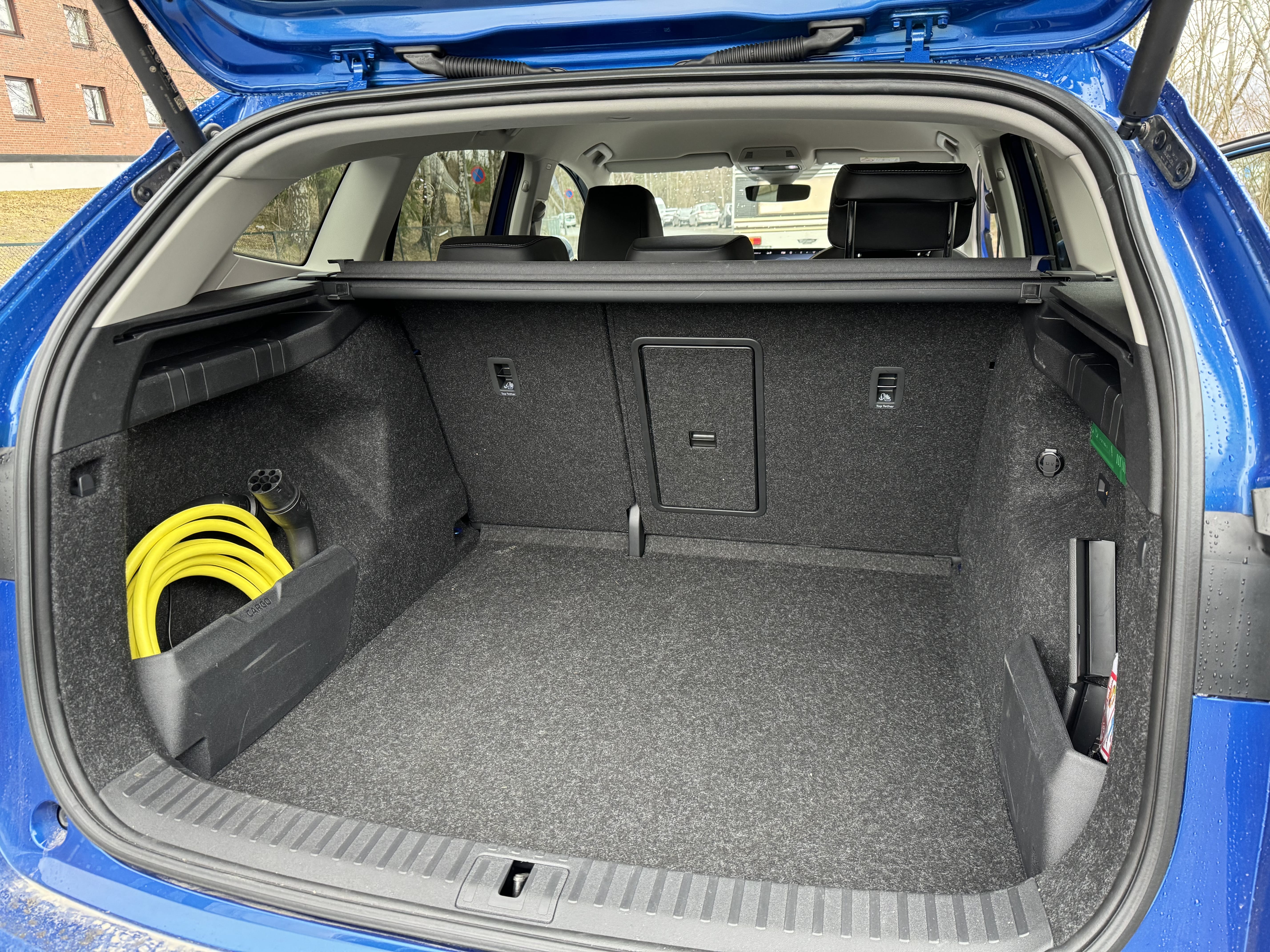 Skoda Enyaq 60 80X med Babysete