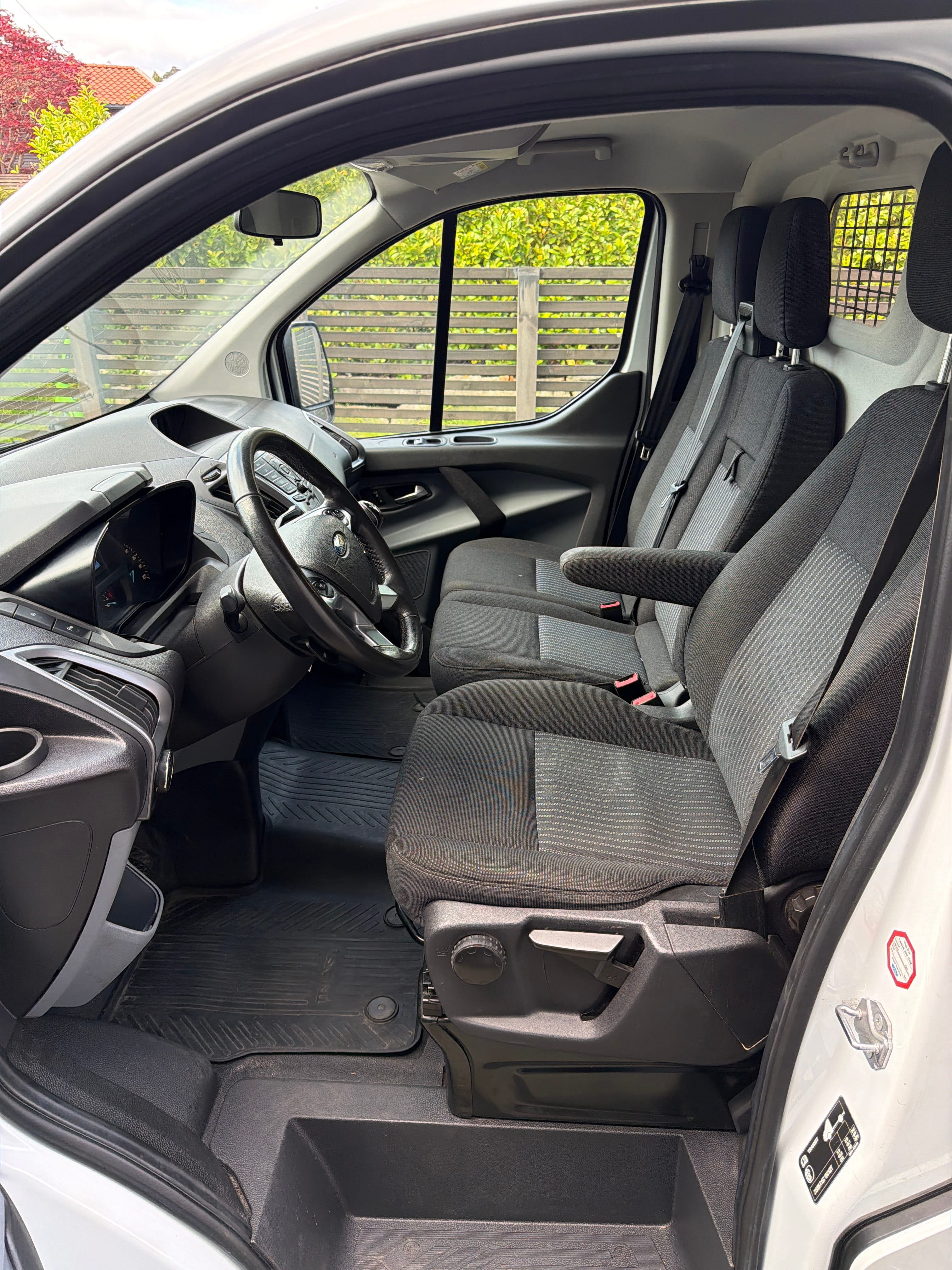 Ford Transit Custom Varebil med Ryggekamera