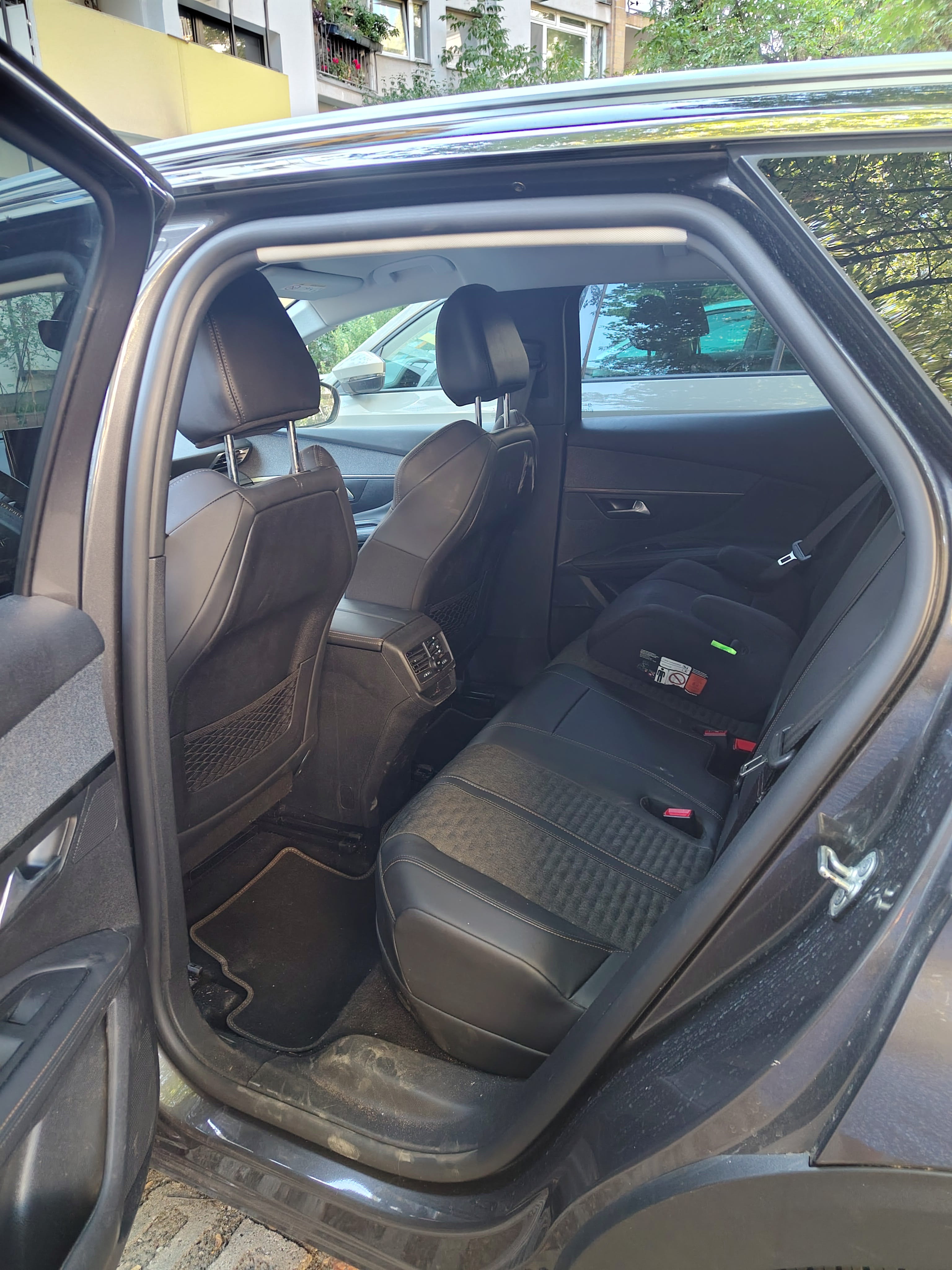 Peugeot 3008 mit Navigationsgerät
