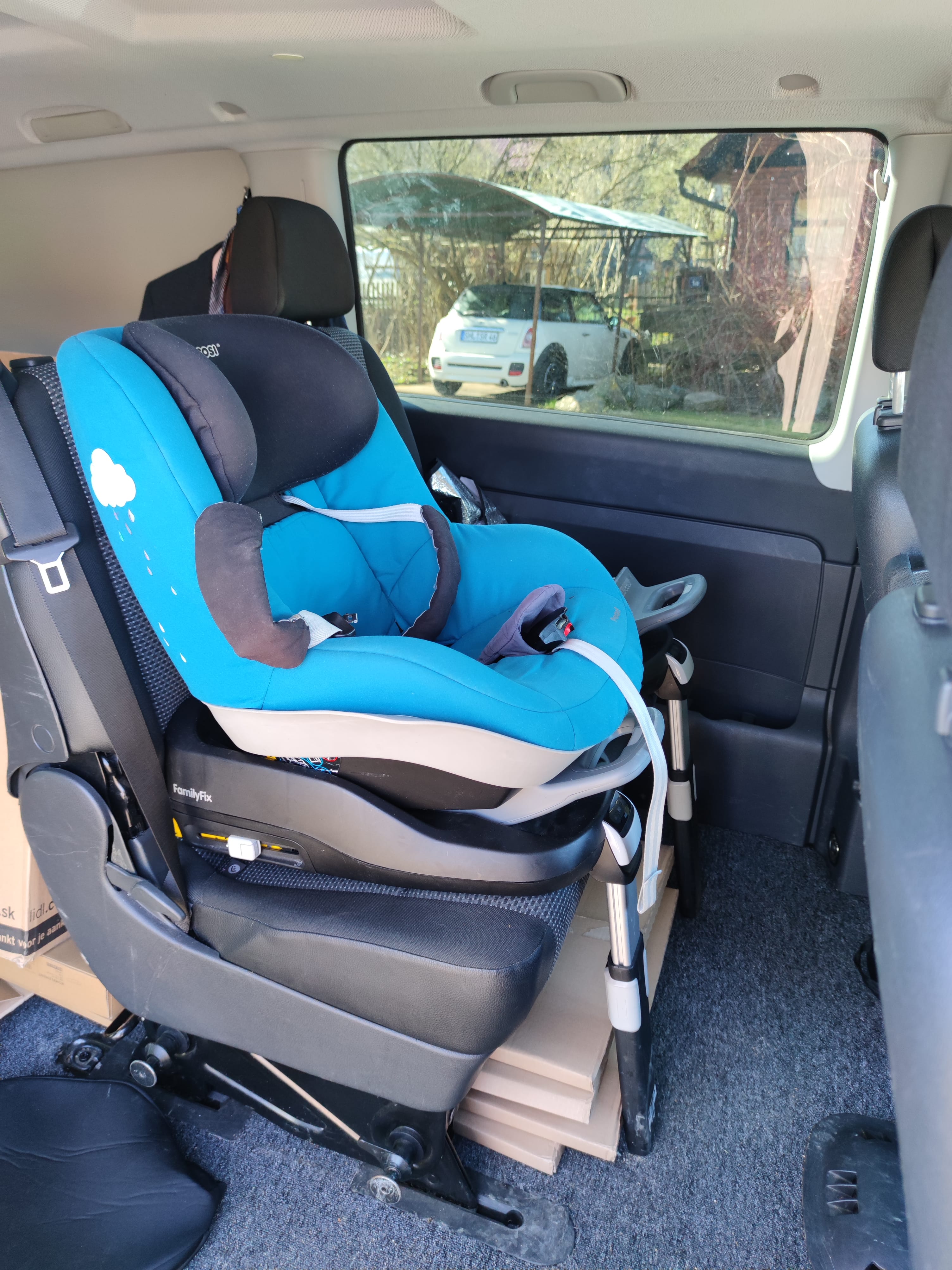 Mercedes Vito mit Winterreifen