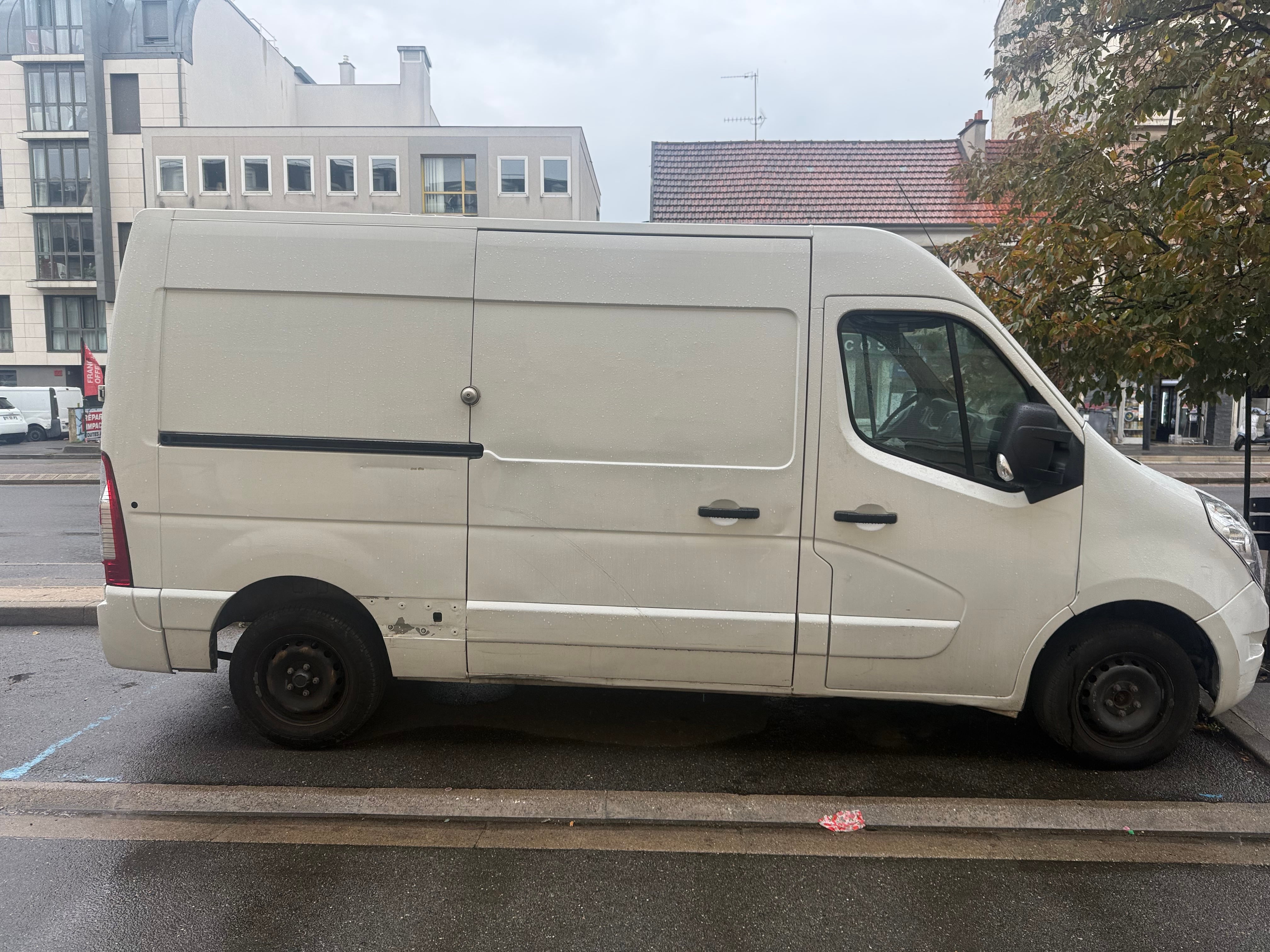 Renault Master avec GPS