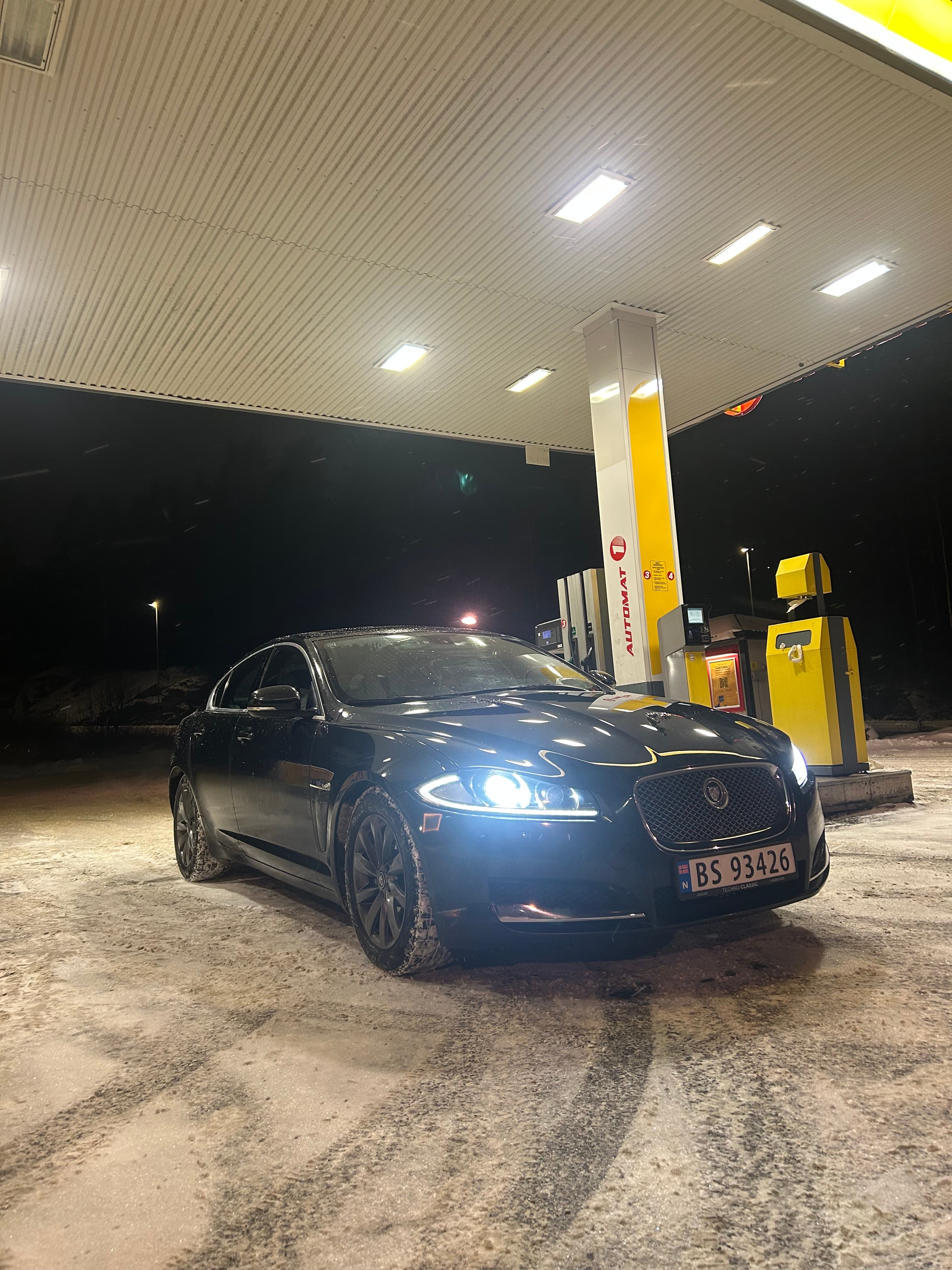 Jaguar XF 2.2L med Lydinngang