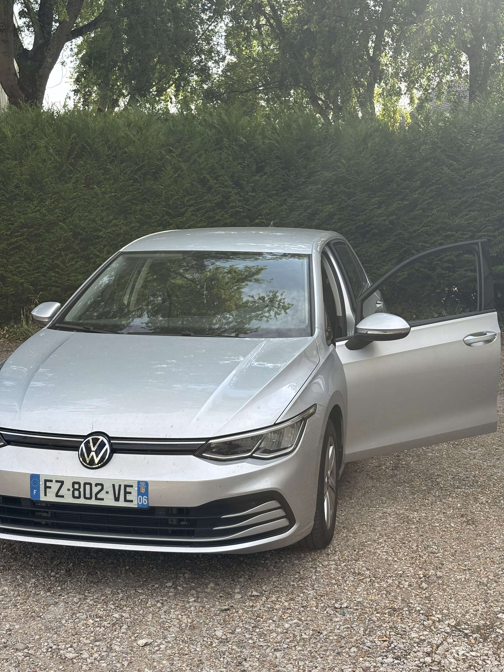 Volkswagen Golf, 2021, Essence 95, automatique