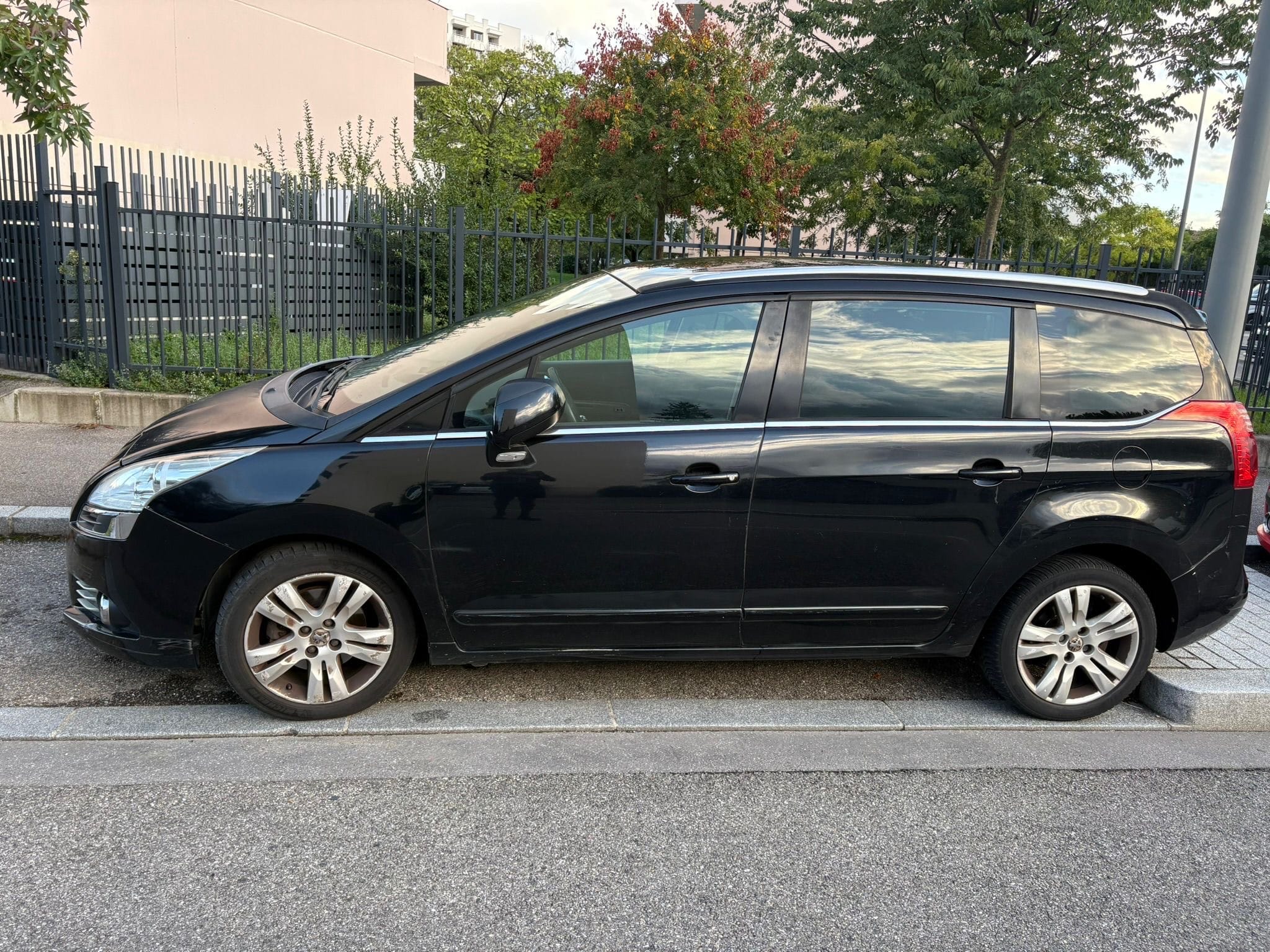 Peugeot 5008 avec Climatisation