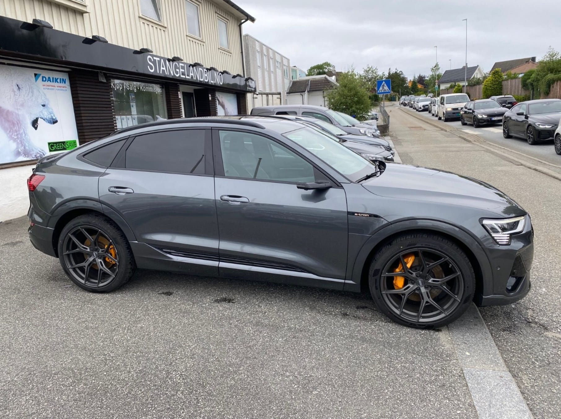 Audi e-tron Sportback med Aircondition