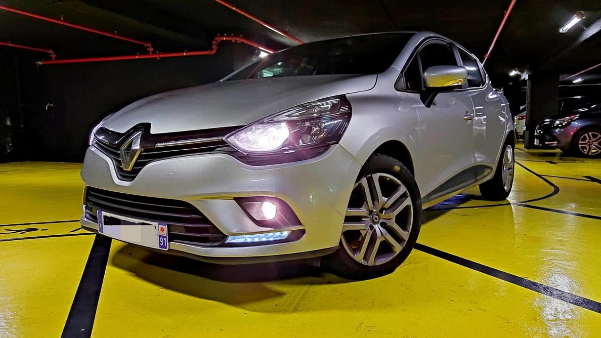 Renault Clio EQ965PW, 2017, Essence 95