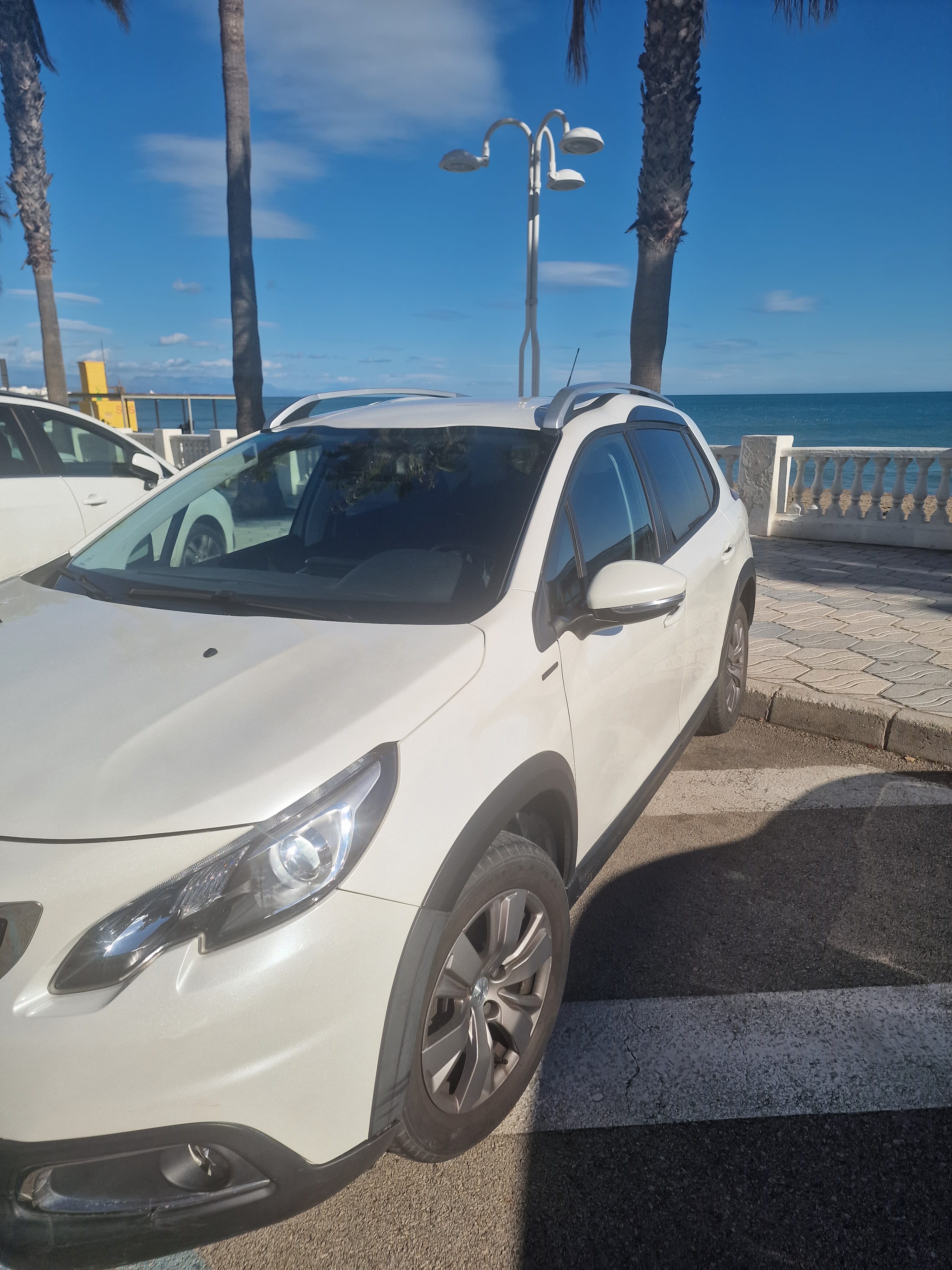 Peugeot 2008 con Aire acondicionado