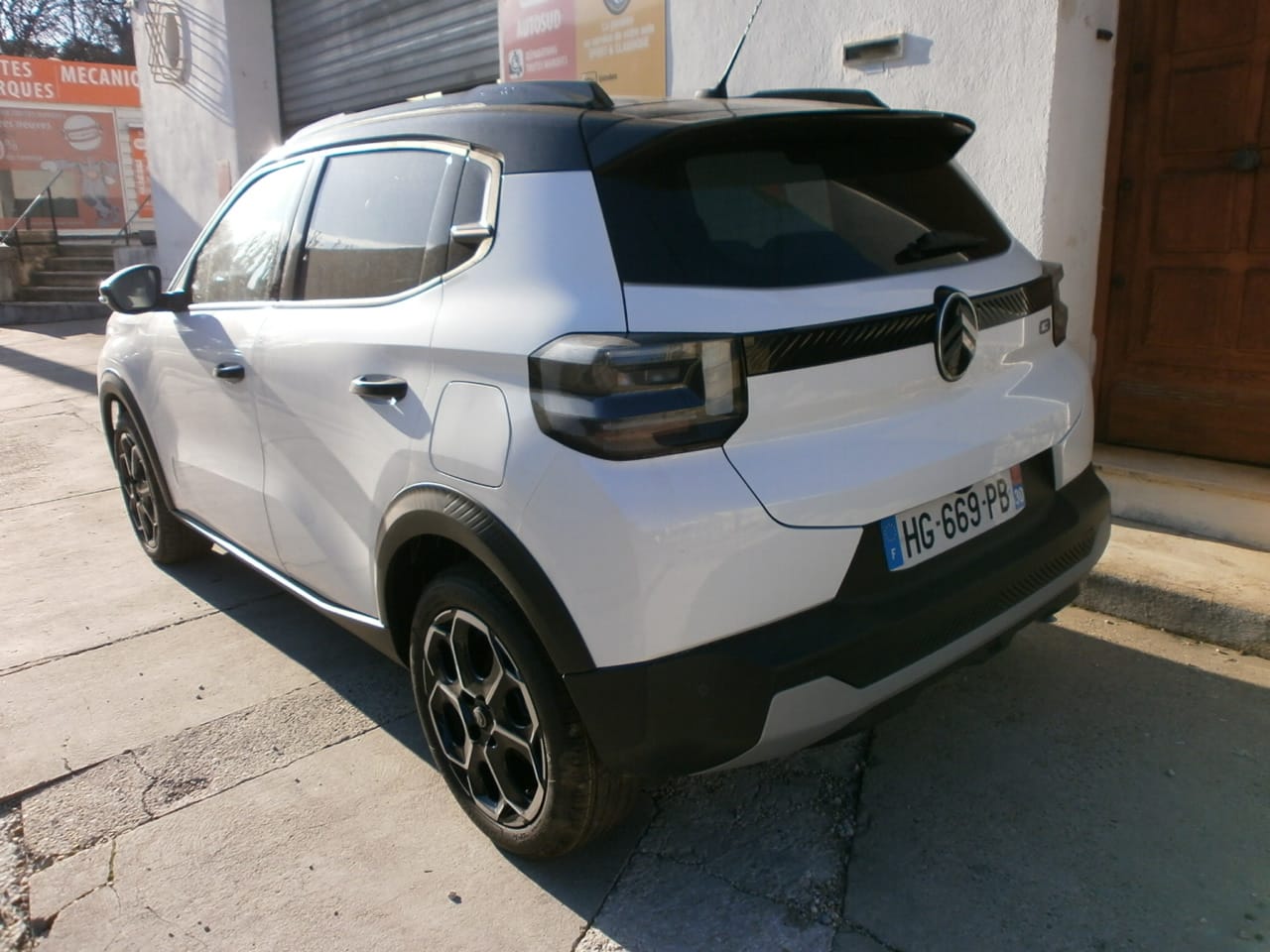 Citroen C3 IV MAX HYBRID 100CH BVA avec Climatisation