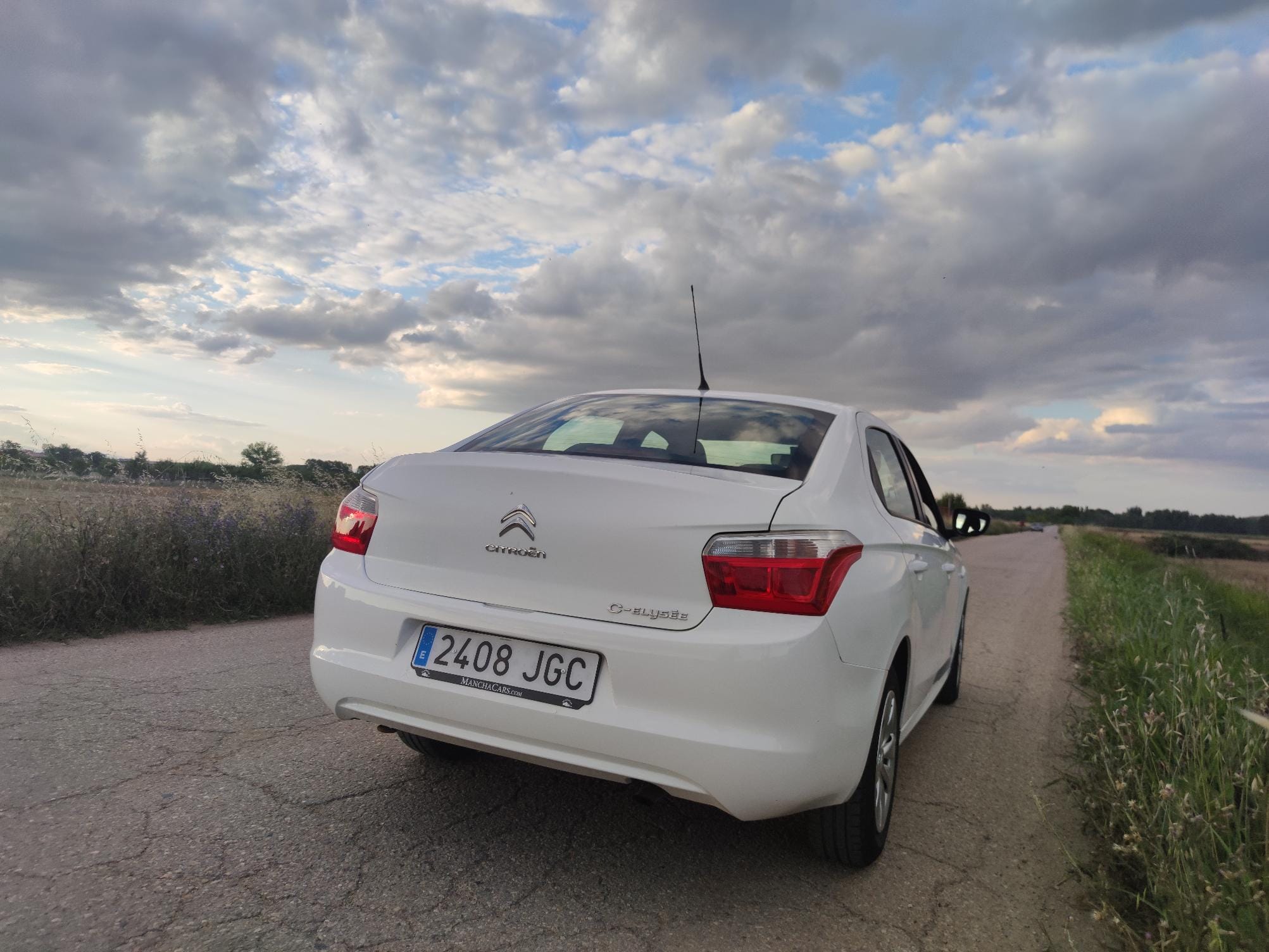 Citroen C-Elysée con Audio Bluetooth