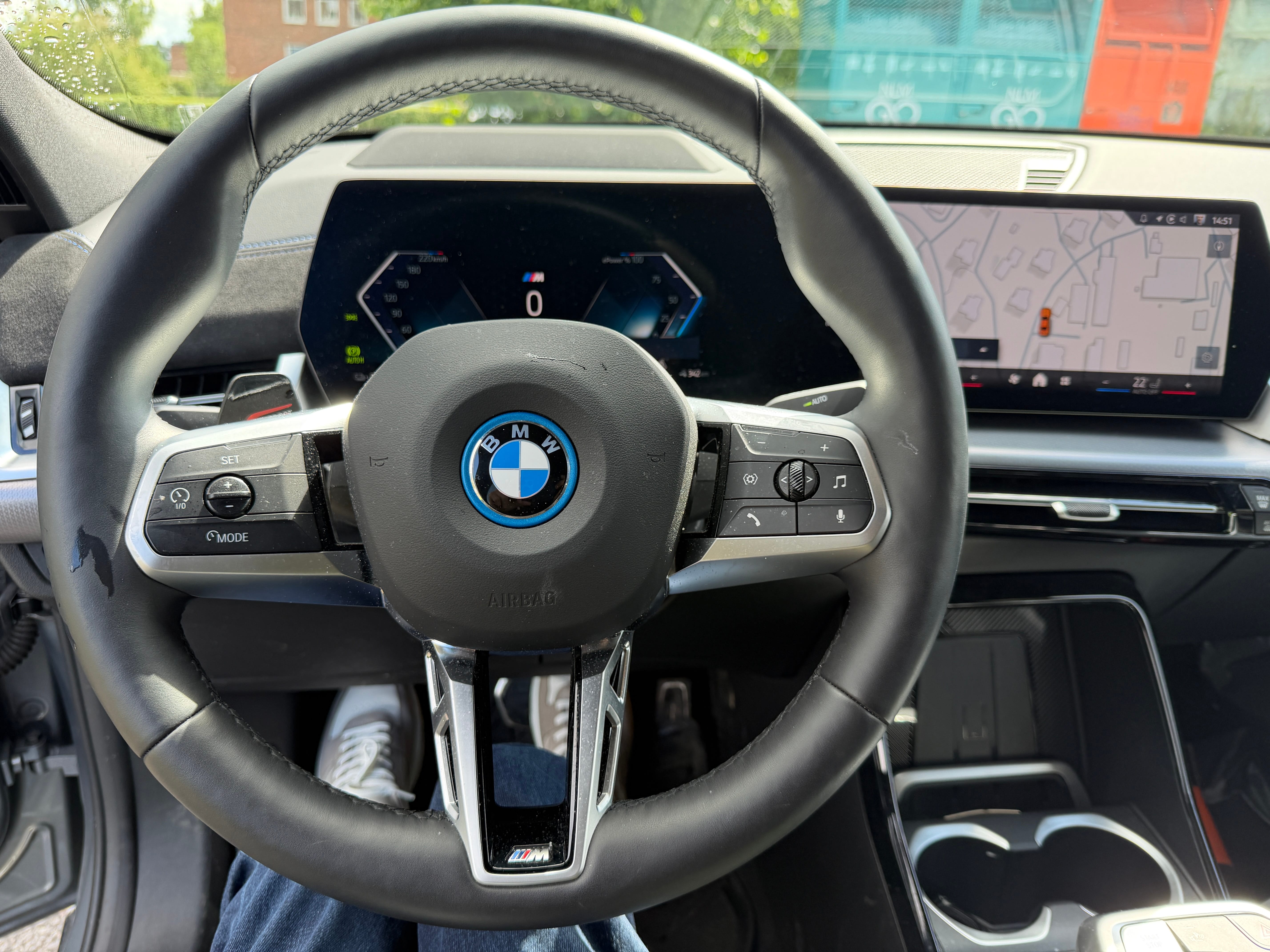 BMW iX2 xDrive30 M Sport med GPS
