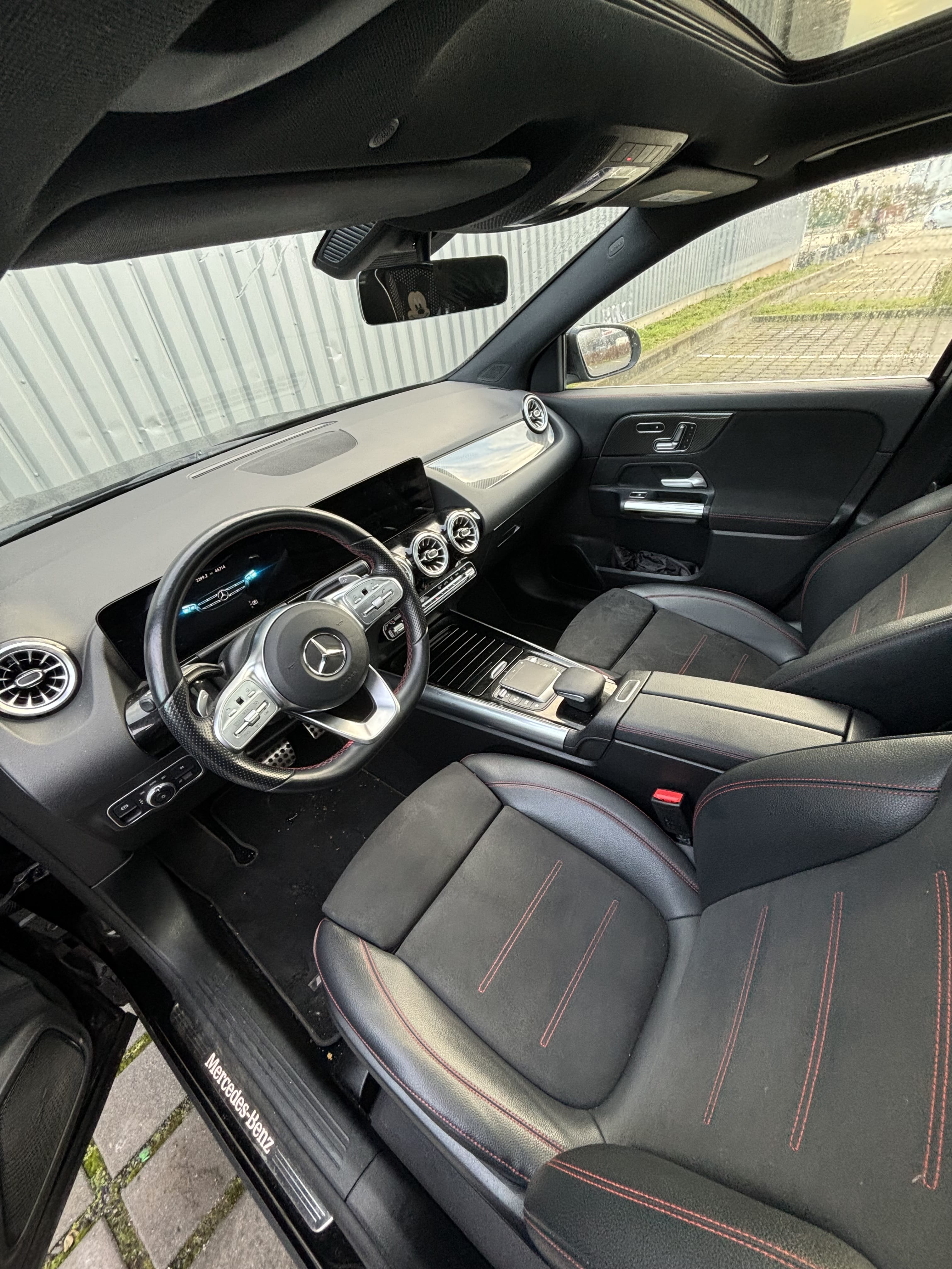 Mercedes-Benz Classe GLA  AMG Line Full options avec Régulateur de vitesse